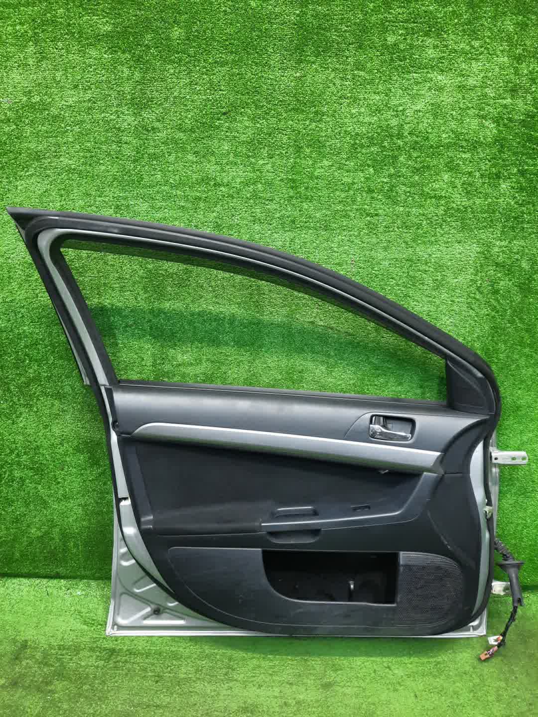 Дверь левая передняя MITSUBISHI LANCER, GALANT FORTIS CY4A, CY2A, CY3A, CY6A, CX6A, CX4A, CX3A 1771 3 ракурс