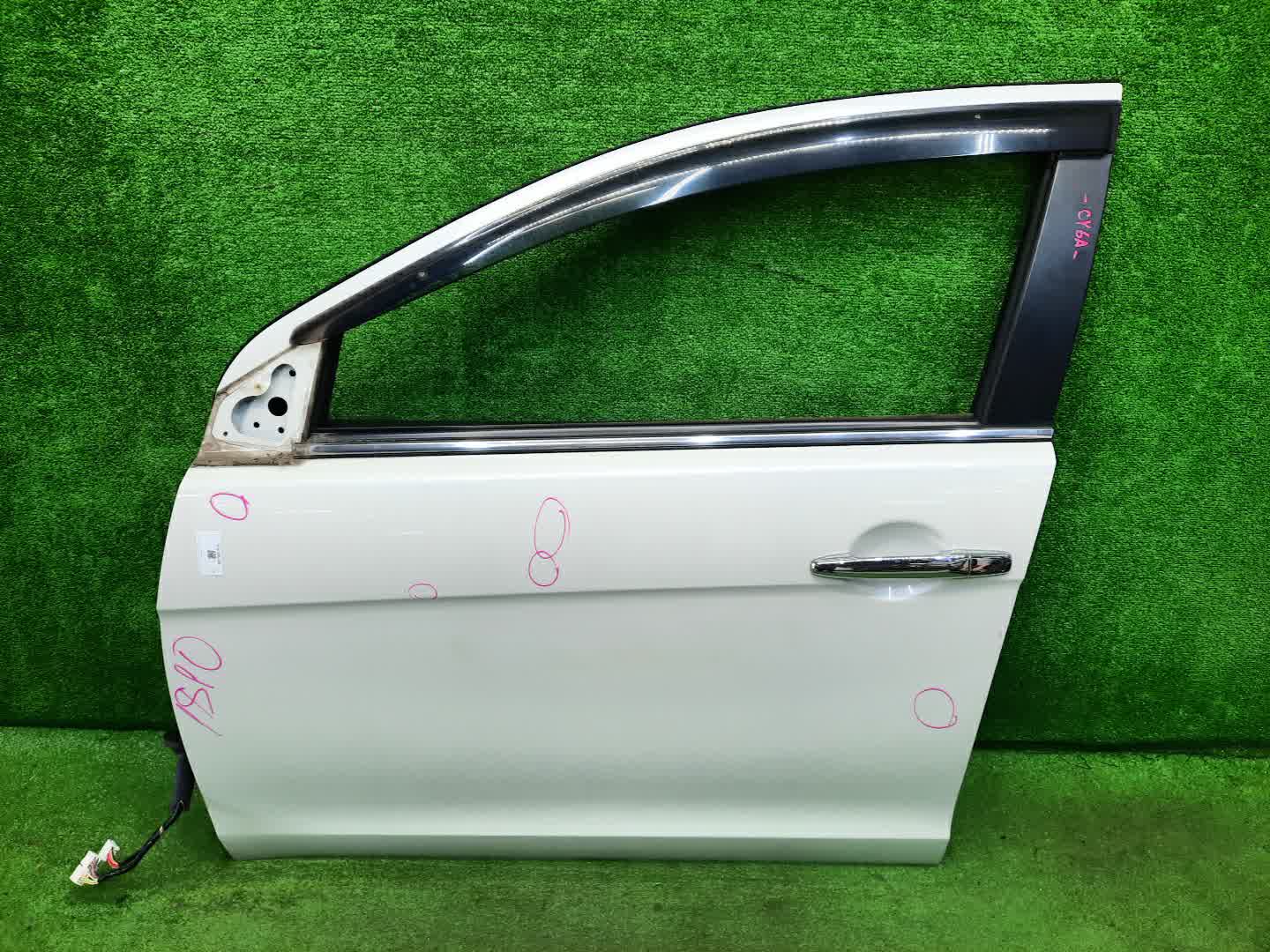 Дверь левая передняя MITSUBISHI LANCER, GALANT FORTIS CY4A, CY2A, CY3A, CY6A, CX6A, CX4A, CX3A 1810 1 ракурс