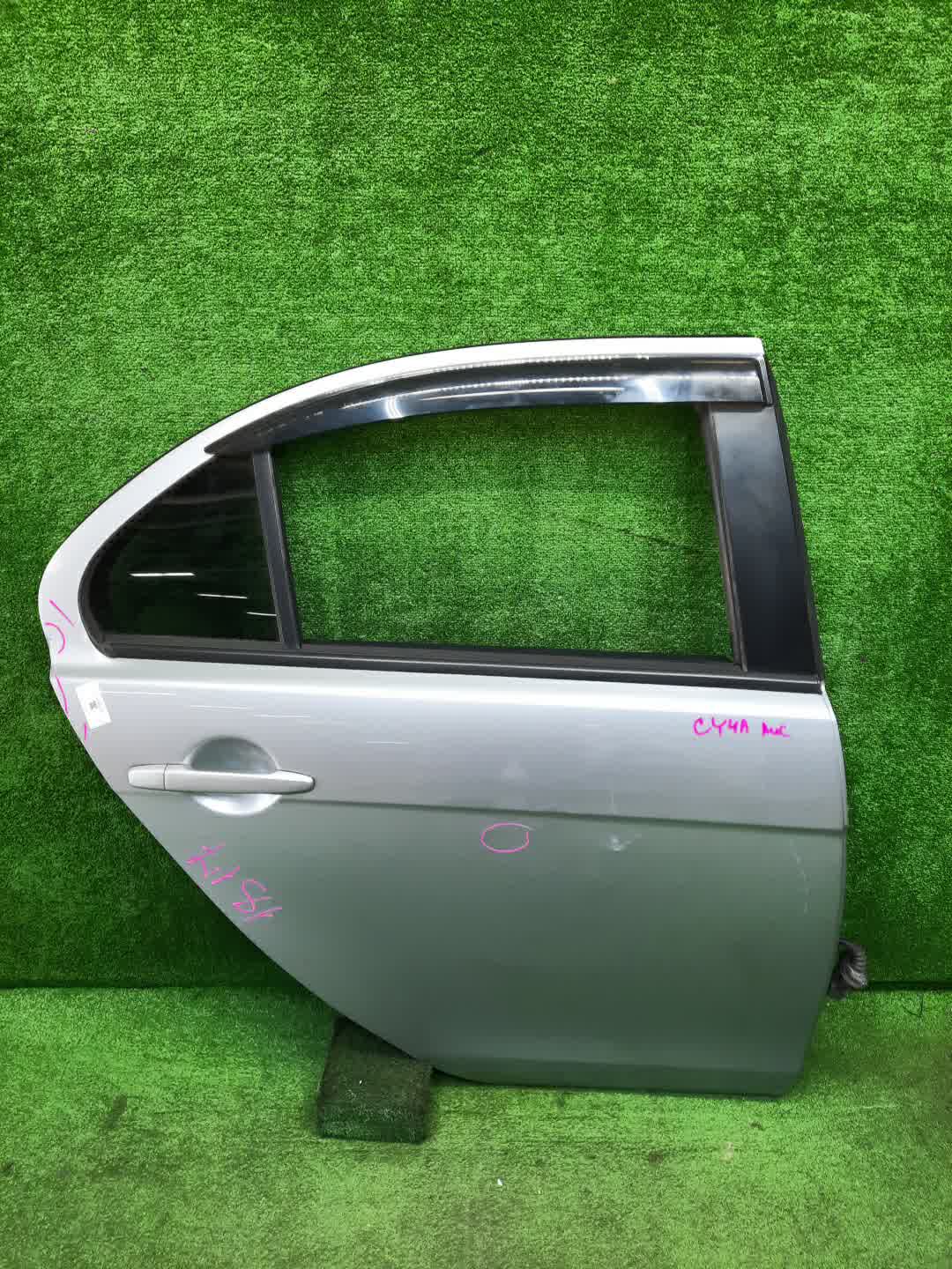 Дверь правая задняя MITSUBISHI LANCER, GALANT FORTIS CY4A, CY2A, CY3A, CY6A, CX6A, CX4A, CX3A 1817 1 ракурс Дверь правая задняя MITSUBISHI LANCER, GALANT FORTIS CY4A, CY2A, CY3A, CY6A, CX6A, CX4A, CX3A 1817 1 ракурс