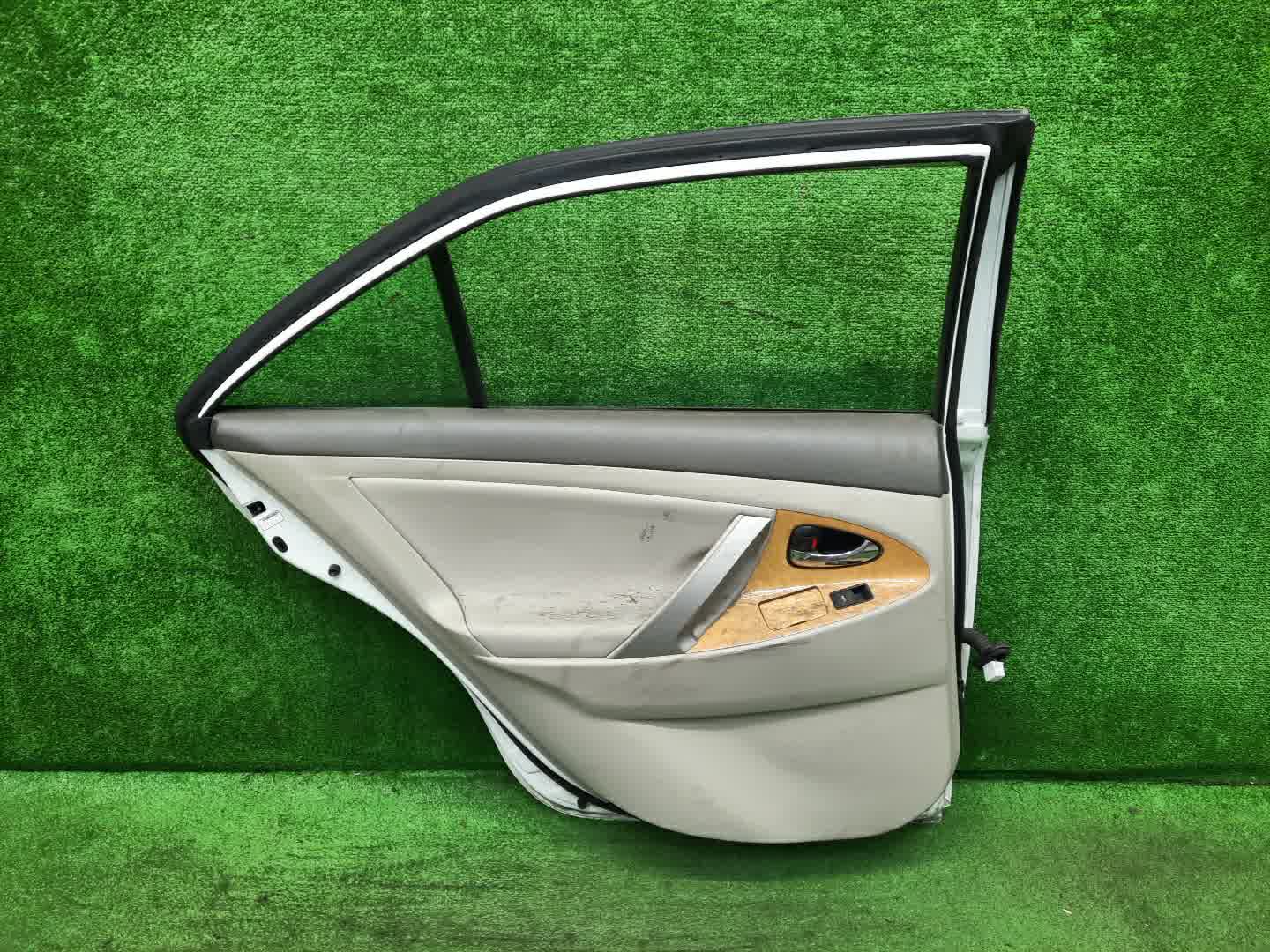 Дверь левая задняя TOYOTA CAMRY, ALTIS AHV40, GSV40, ACV40, ACV45, ACV40N, ACV45N 1921 4 ракурс
