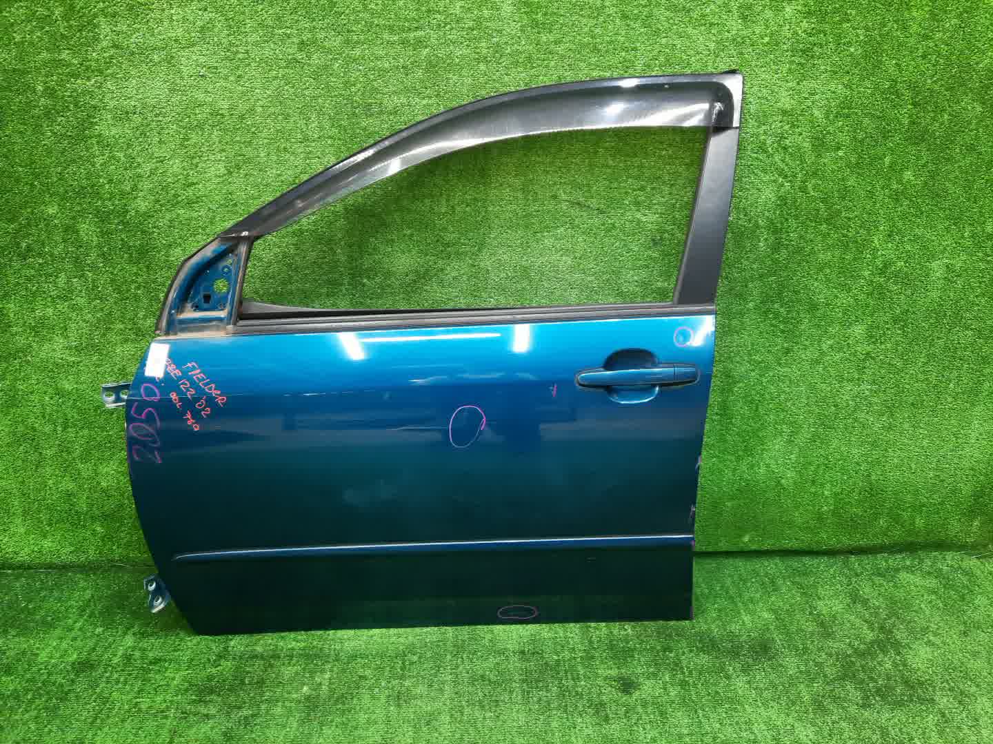 Дверь левая передняя TOYOTA COROLLA, COROLLA FIELDER, ALLEX, COROLLA RUNX ZZE124, NZE121, NZE120, ZZE122, NZE124, CE121, NZE121G, ZZE123G, ZZE124G, ZZE122G, NZE124G, ZZE123 2050 1 ракурс Дверь левая передняя TOYOTA COROLLA, COROLLA FIELDER, ALLEX, COROLLA RUNX ZZE124, NZE121, NZE120, ZZE122, NZE124, CE121, NZE121G, ZZE123G, ZZE124G, ZZE122G, NZE124G, ZZE123 2050 1 ракурс