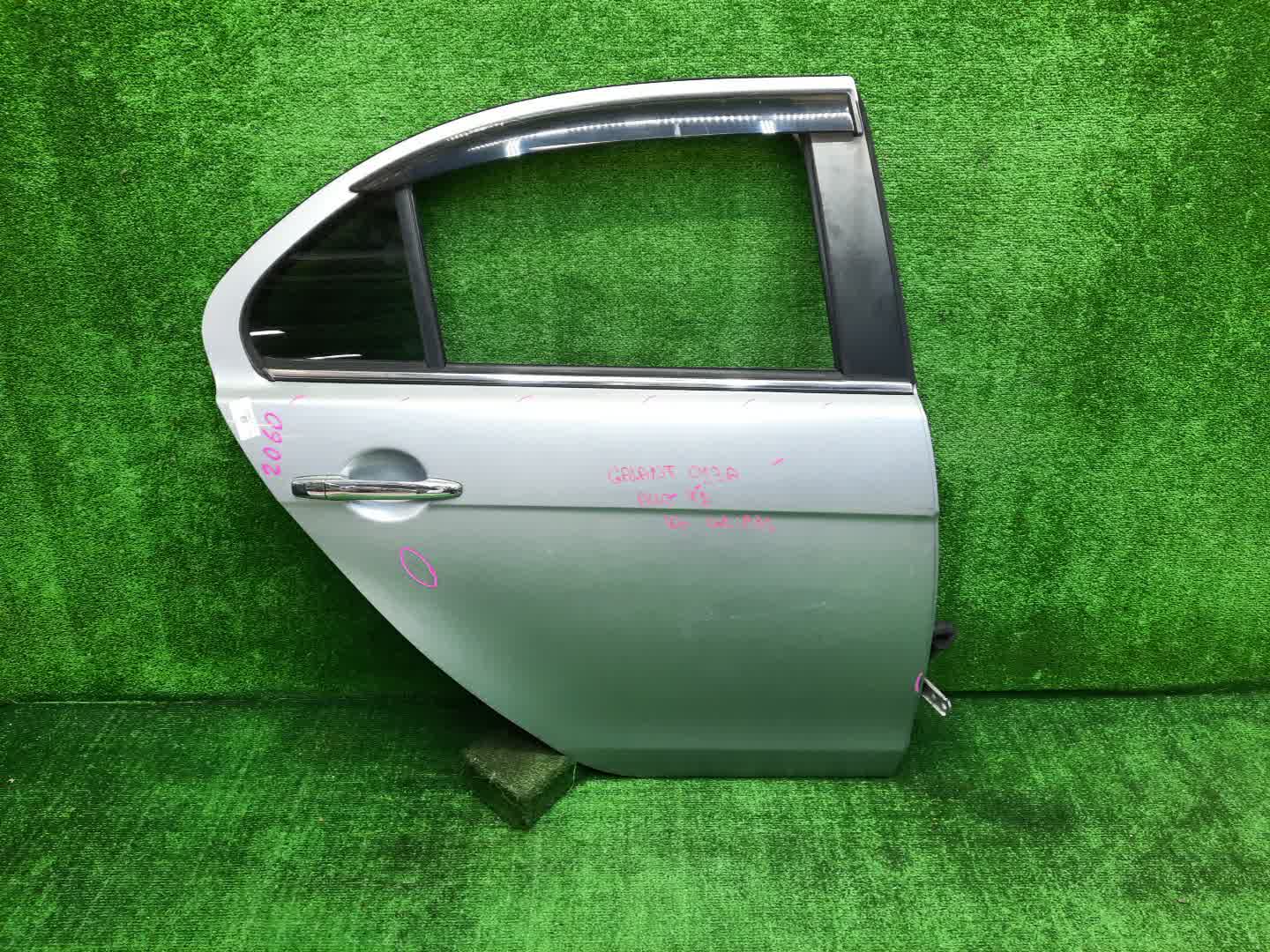 Дверь правая задняя MITSUBISHI LANCER, GALANT FORTIS CY4A, CY2A, CY3A, CY6A, CX6A, CX4A, CX3A 2060 1 ракурс Дверь правая задняя MITSUBISHI LANCER, GALANT FORTIS CY4A, CY2A, CY3A, CY6A, CX6A, CX4A, CX3A 2060 1 ракурс