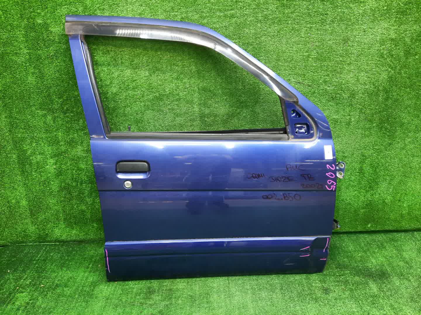 Дверь правая передняя TOYOTA TERIOS, CAMI J100G, J102G, J100E, J102E, J122E 2065 1 ракурс