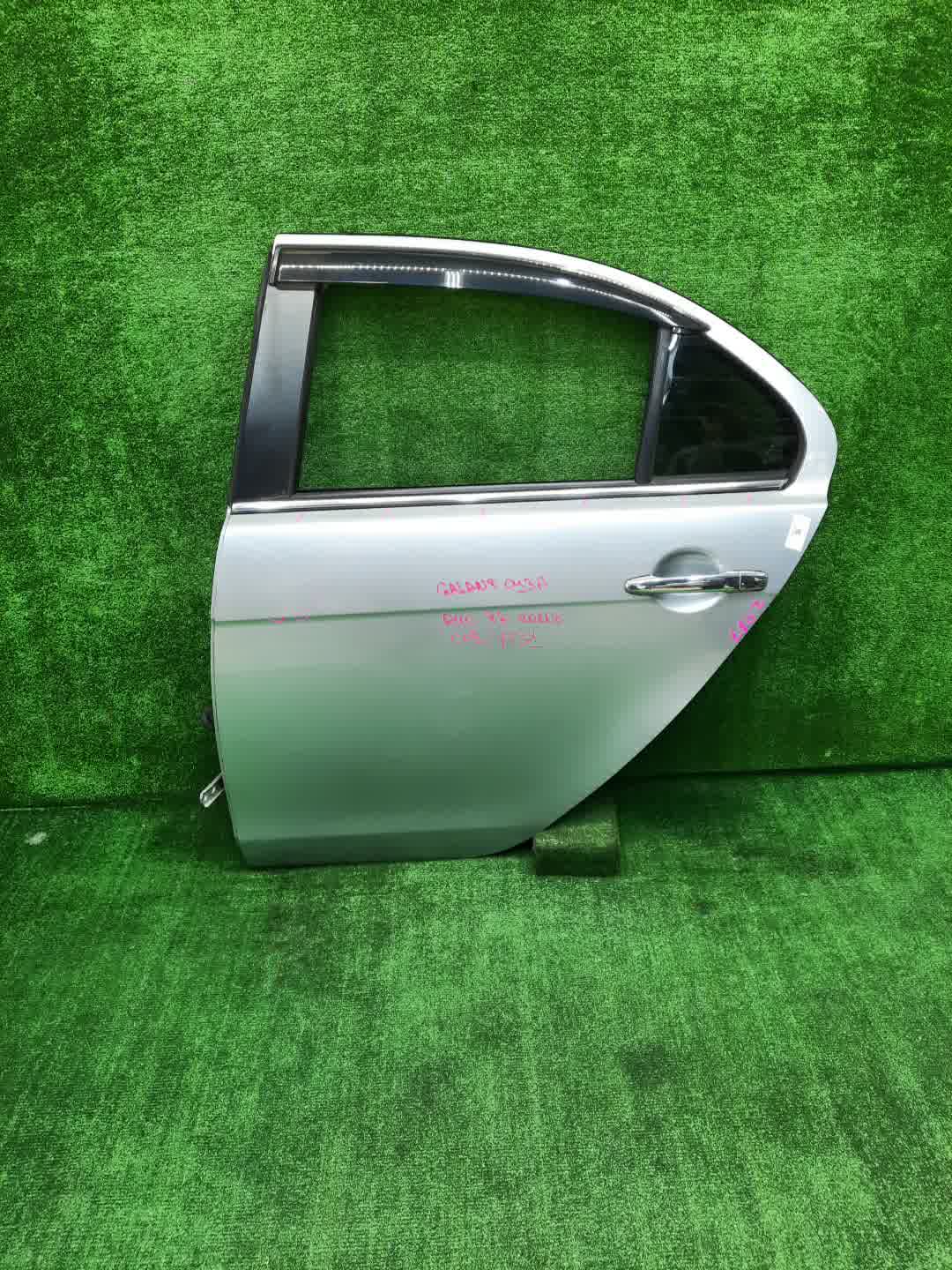 Дверь левая задняя MITSUBISHI LANCER, GALANT FORTIS CY4A, CY2A, CY3A, CY6A, CX6A, CX4A, CX3A 2087 1 ракурс