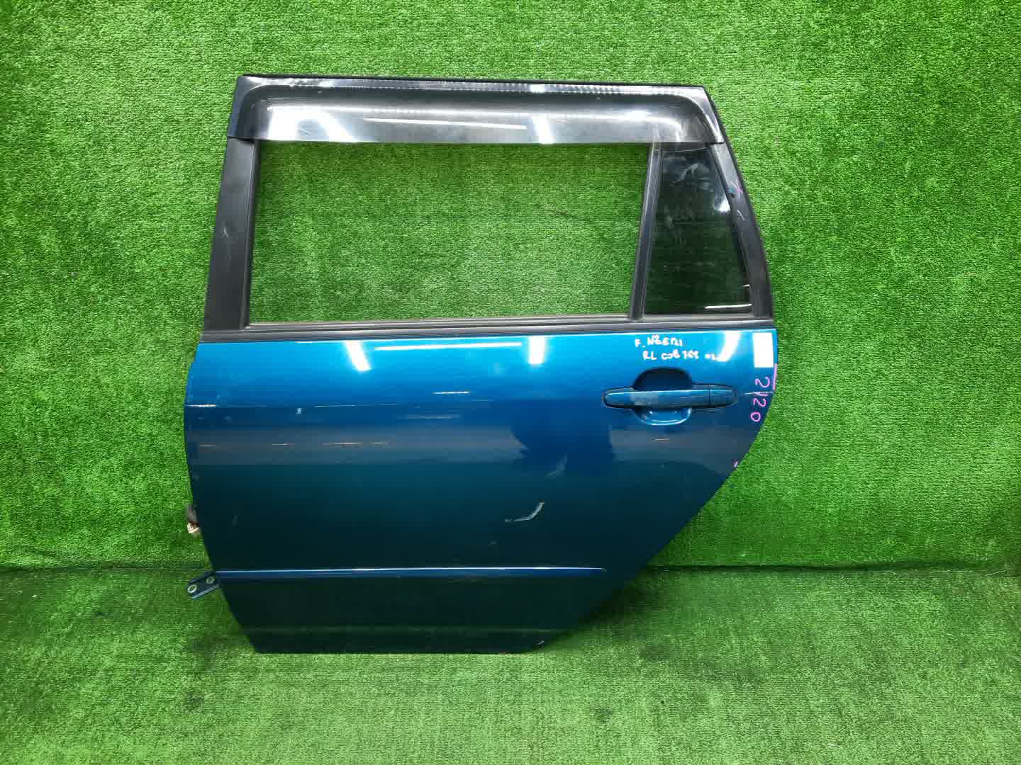 Дверь левая задняя TOYOTA COROLLA FIELDER NZE121G, ZZE123G, ZZE124G, ZZE122G, NZE124G 2120 1 ракурс Дверь левая задняя TOYOTA COROLLA FIELDER NZE121G, ZZE123G, ZZE124G, ZZE122G, NZE124G 2120 1 ракурс