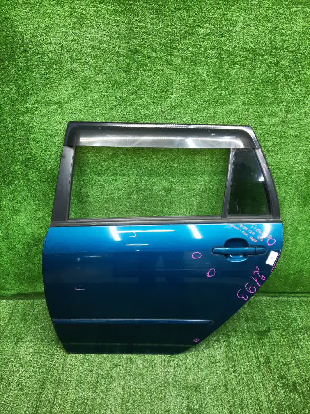 Дверь левая задняя TOYOTA COROLLA FIELDER NZE121G, ZZE123G, ZZE124G, ZZE122G, NZE124G 2193 1 ракурс Дверь левая задняя TOYOTA COROLLA FIELDER NZE121G, ZZE123G, ZZE124G, ZZE122G, NZE124G 2193 1 ракурс