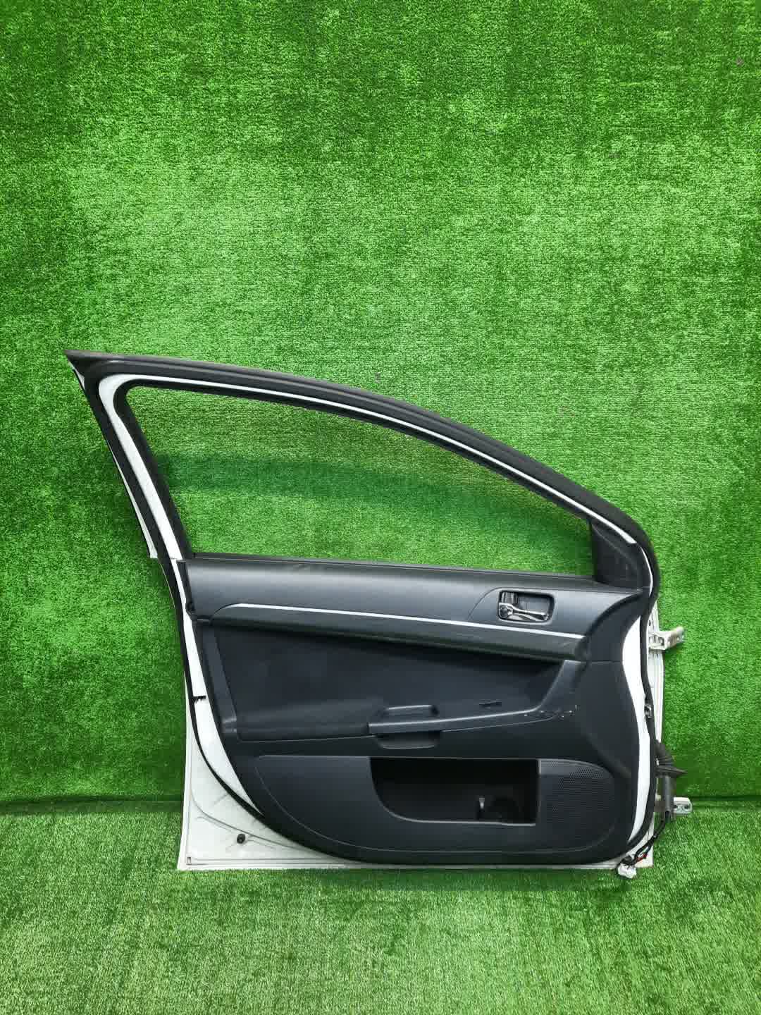 Дверь левая передняя MITSUBISHI LANCER, GALANT FORTIS CY4A, CY2A, CY3A, CY6A, CX6A, CX4A, CX3A 2194 3 ракурс