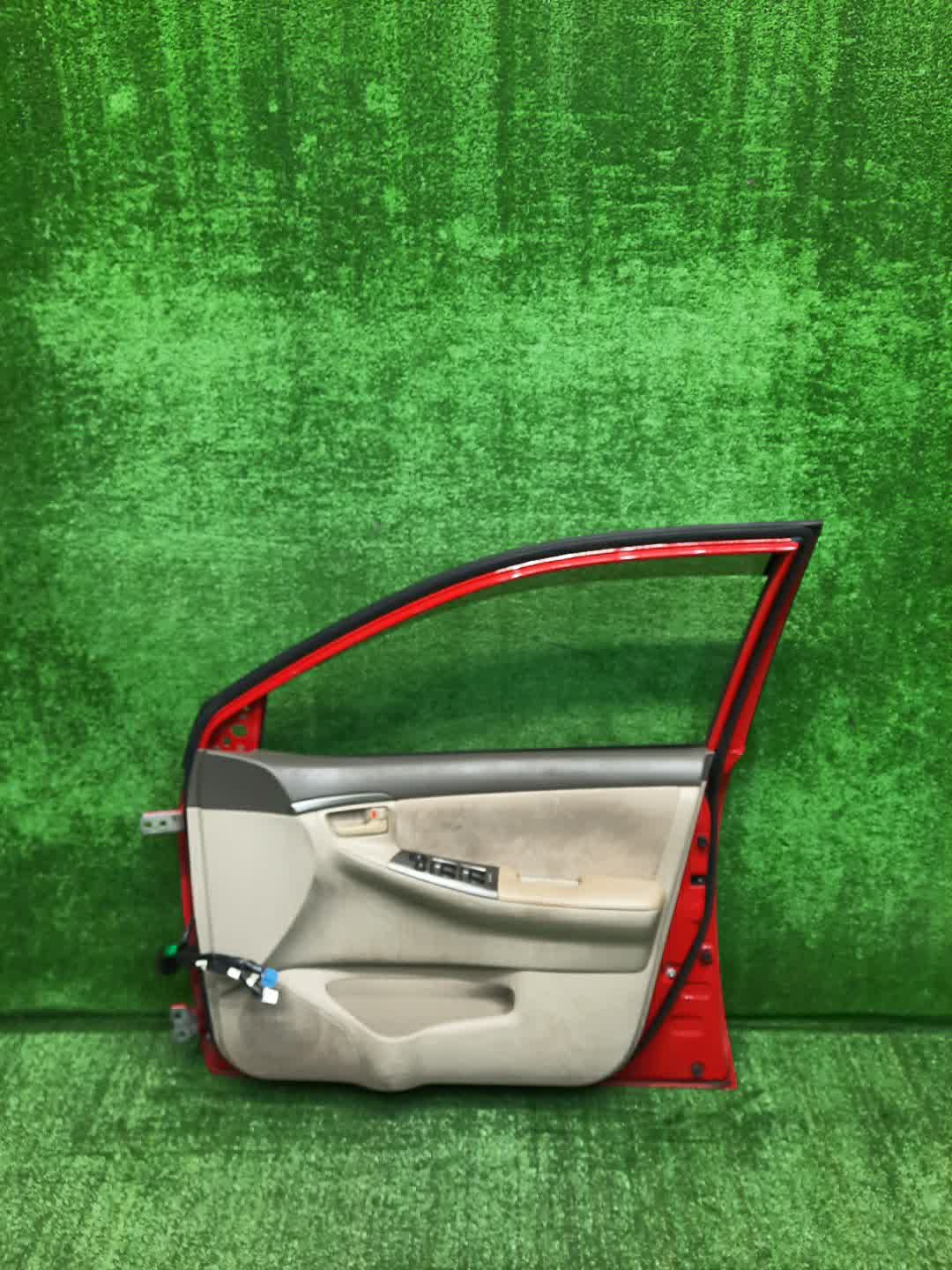 Дверь правая передняя TOYOTA COROLLA, COROLLA FIELDER, ALLEX, COROLLA RUNX ZZE124, NZE121, NZE120, ZZE122, NZE124, CE121, NZE121G, ZZE123G, ZZE124G, ZZE122G, NZE124G, ZZE123 2204 5 ракурс