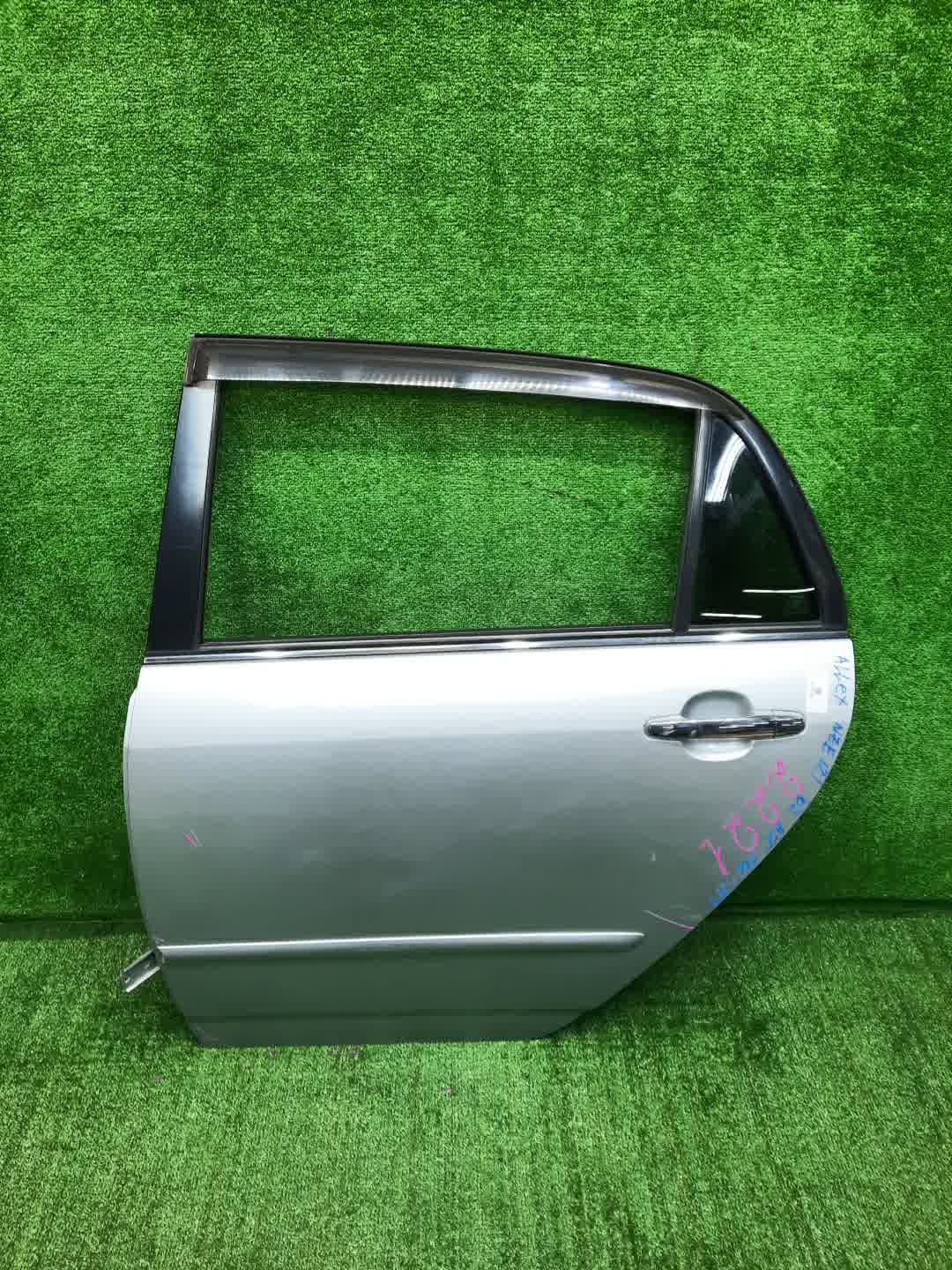 Дверь левая задняя TOYOTA ALLEX, COROLLA RUNX ZZE124, NZE121, NZE120, ZZE122, NZE124, ZZE123 2221 1 ракурс