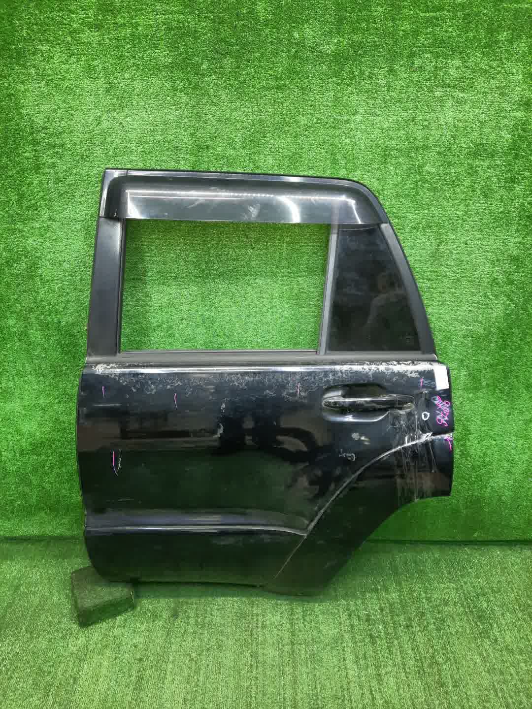 Дверь левая задняя TOYOTA HILUX SURF RZN215W, KDN215W, TRN215W, GRN215W, VZN215W 2276 1 ракурс