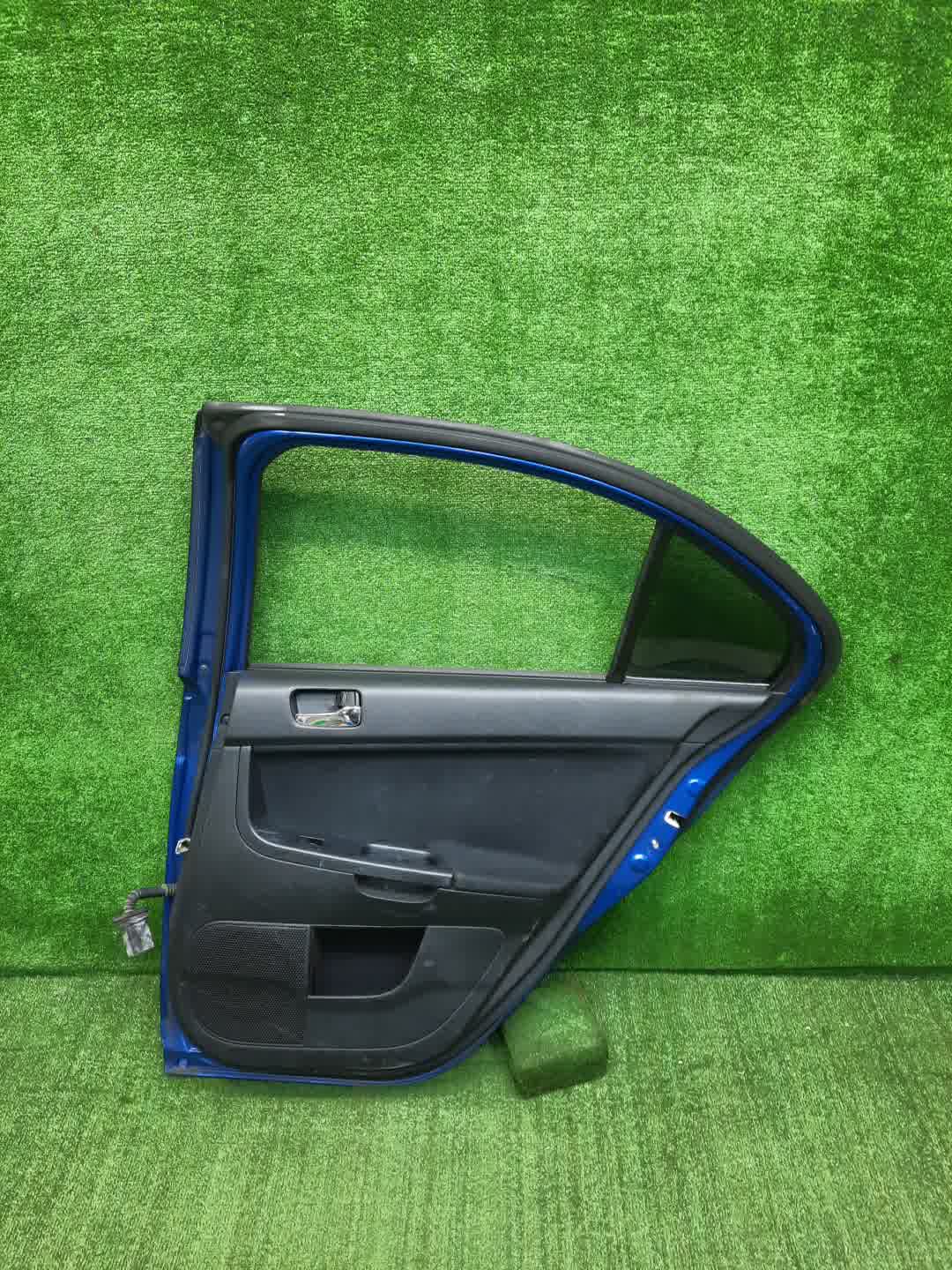 Дверь правая задняя MITSUBISHI LANCER, GALANT FORTIS CY4A, CY2A, CY3A, CY6A, CX6A, CX4A, CX3A 2304 4 ракурс