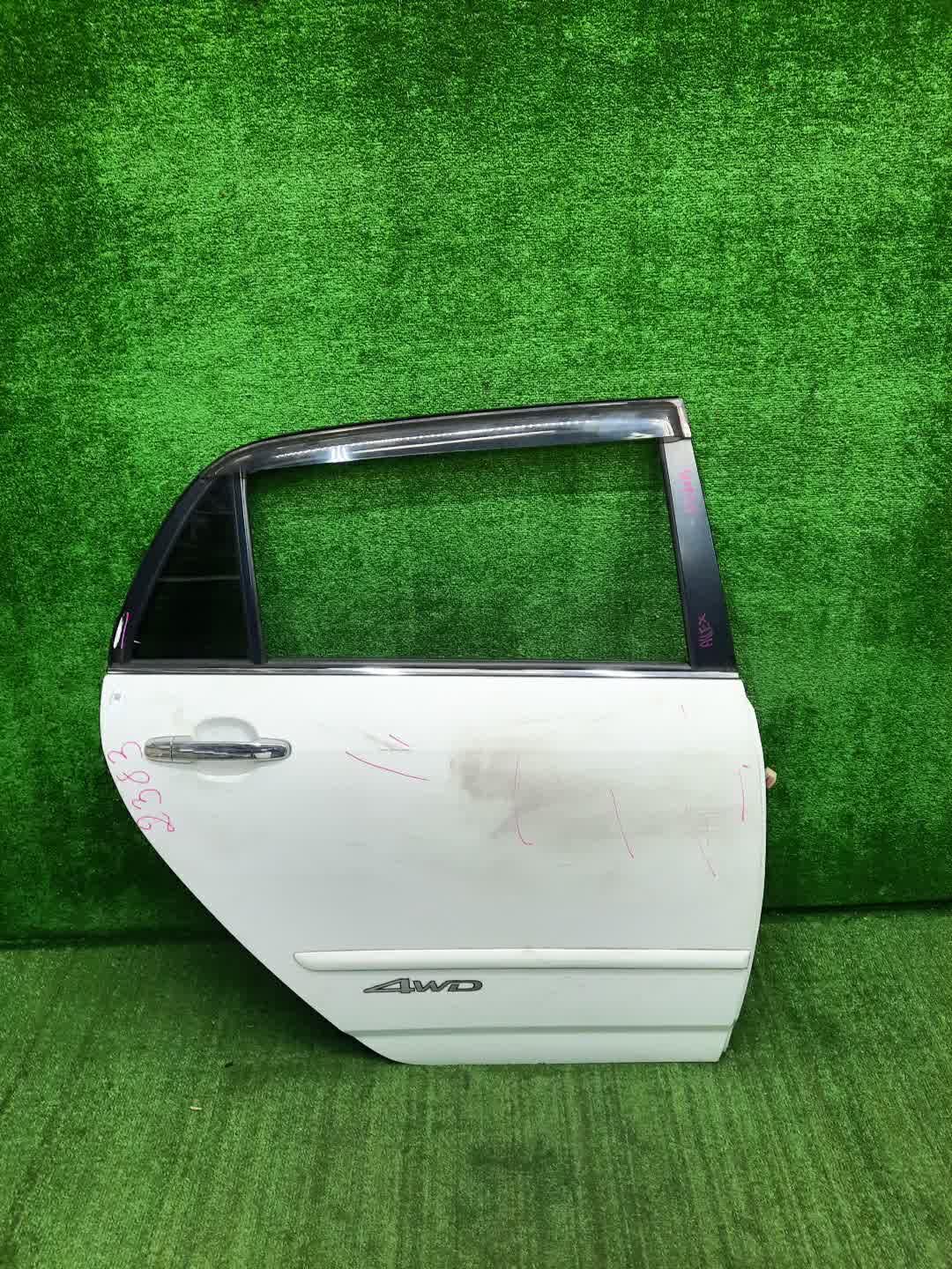 Дверь правая задняя TOYOTA ALLEX, COROLLA RUNX ZZE124, NZE121, NZE120, ZZE122, NZE124, ZZE123 2383 1 ракурс