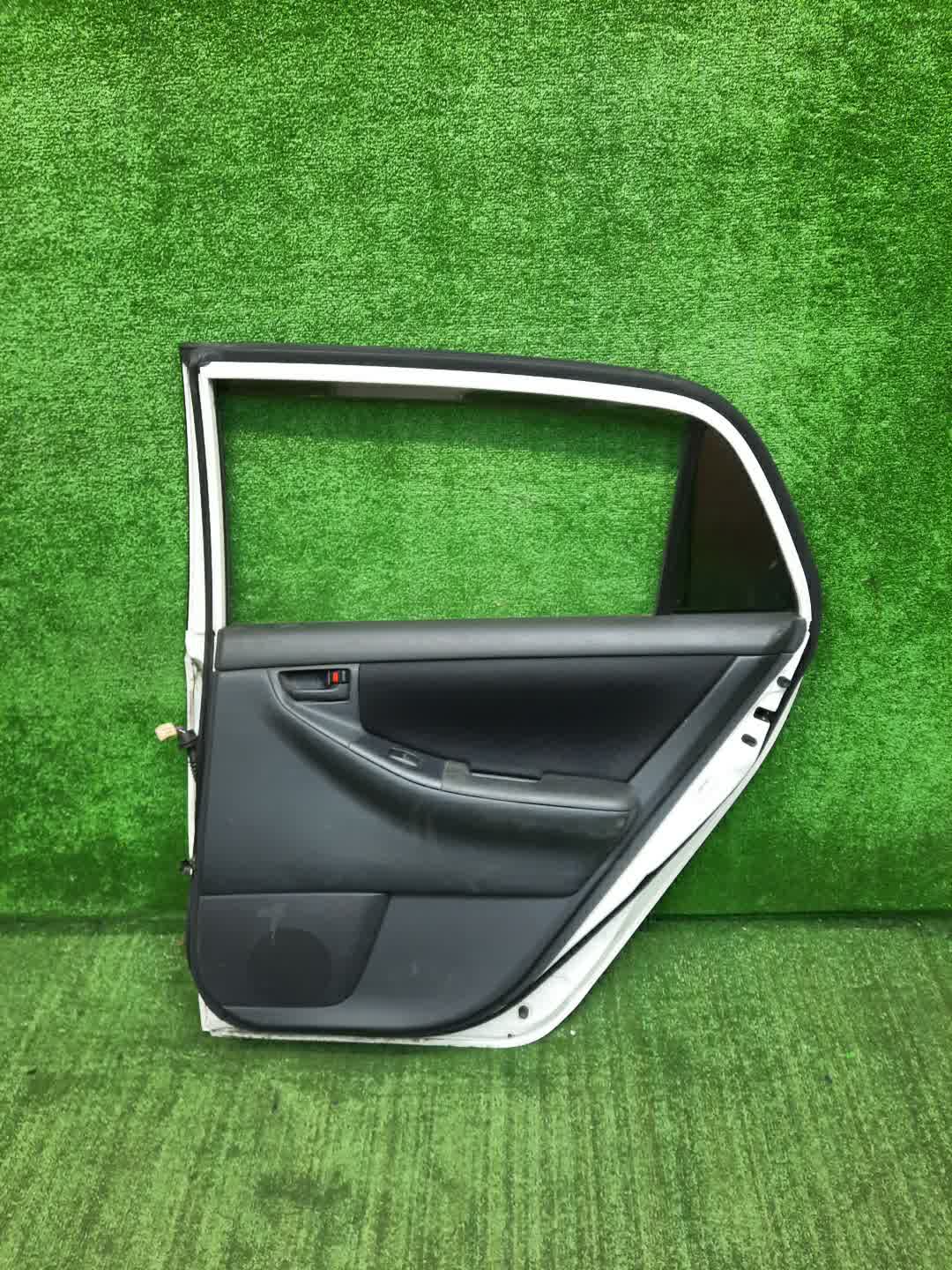 Дверь правая задняя TOYOTA ALLEX, COROLLA RUNX ZZE124, NZE121, NZE120, ZZE122, NZE124, ZZE123 2383 4 ракурс