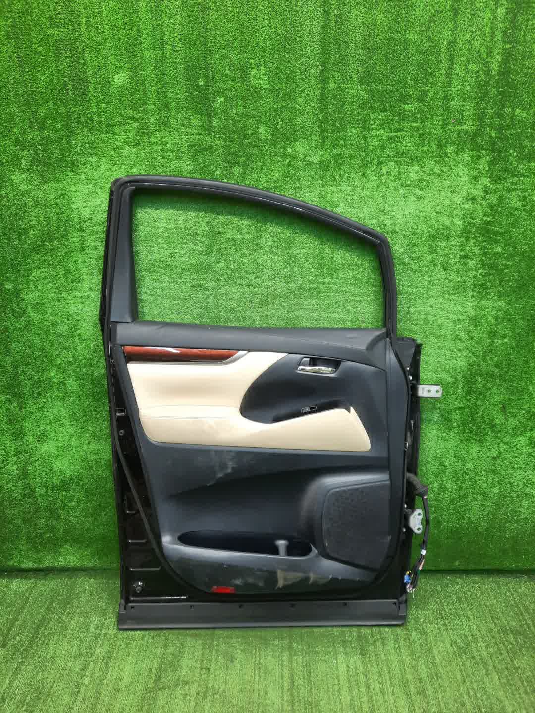 Дверь левая передняя TOYOTA ALPHARD, VELLFIRE AGH35W, AYH30W, AGH30W, GGH30W 2444 3 ракурс