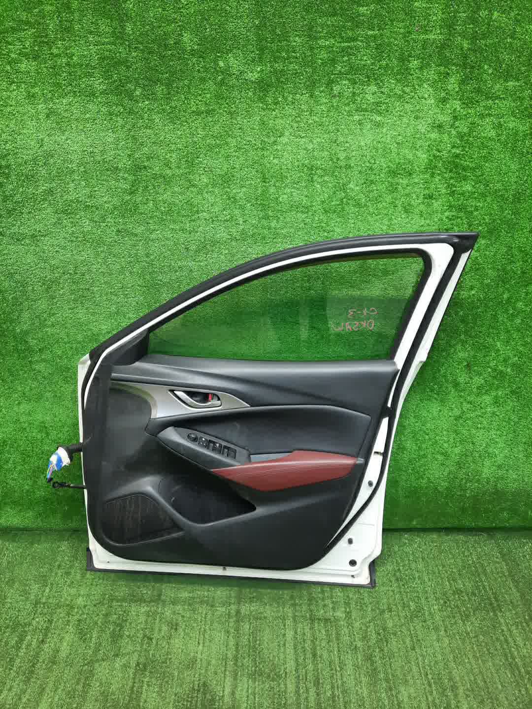 Дверь правая передняя MAZDA CX-3 DK5AW 2460 3 ракурс