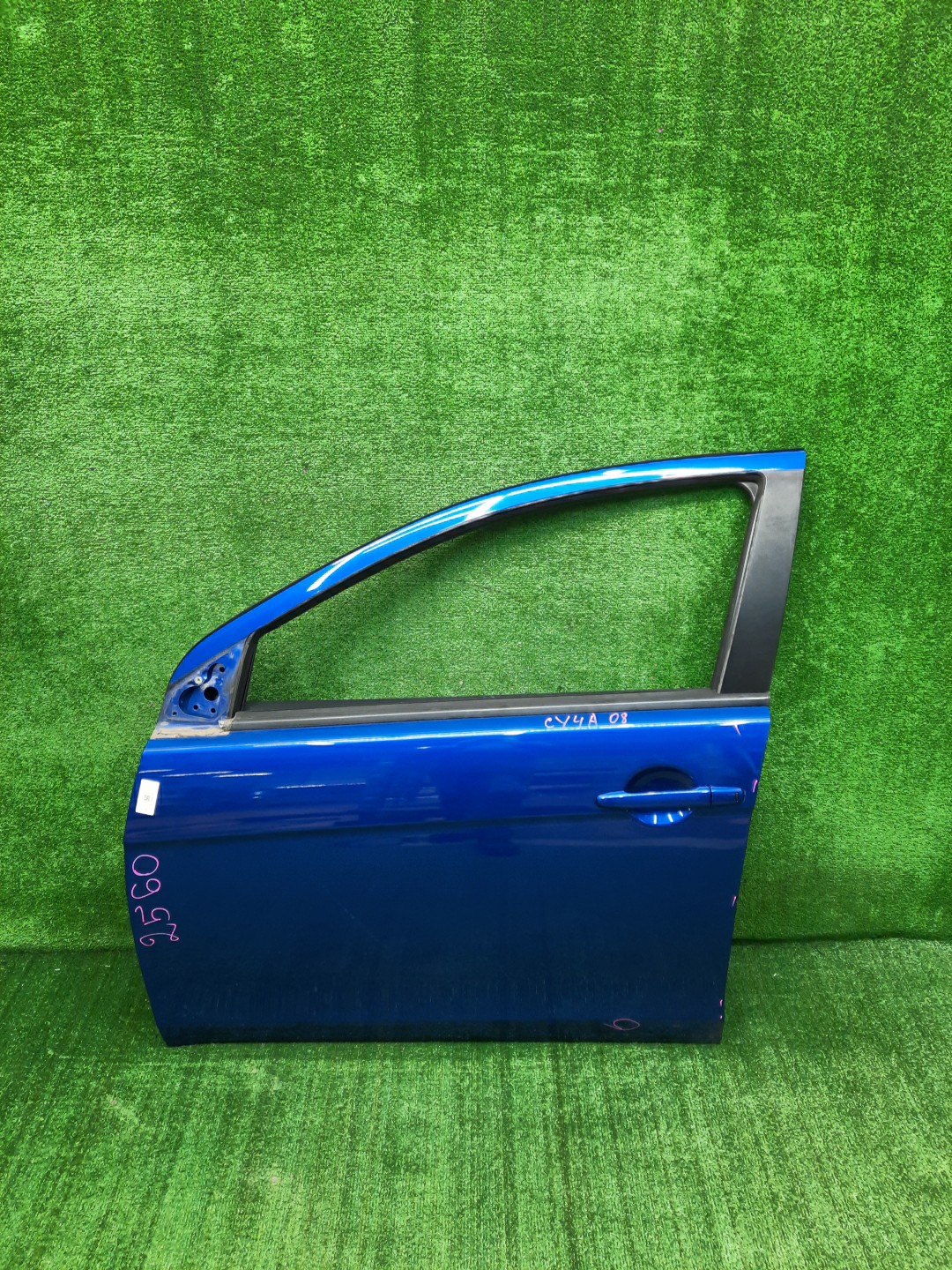 Дверь левая передняя MITSUBISHI LANCER, GALANT FORTIS CY4A, CY2A, CY3A, CY6A, CX6A, CX4A, CX3A 2560 1 ракурс