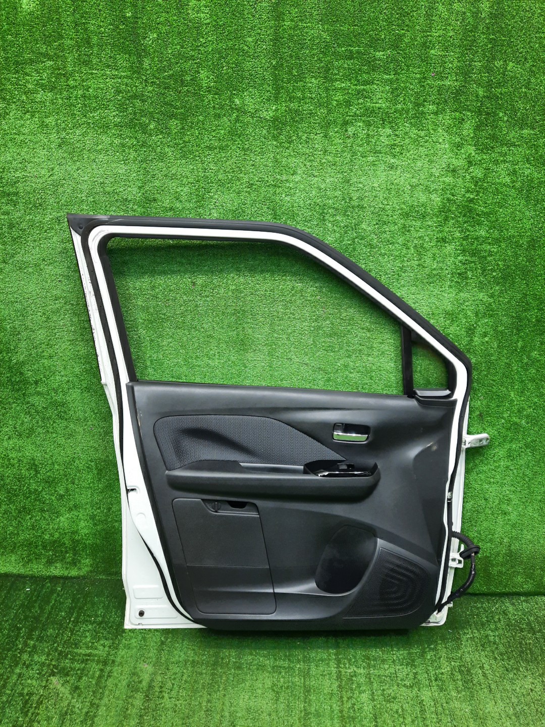 Дверь левая передняя MITSUBISHI EK X B38W 2568 4 ракурс
