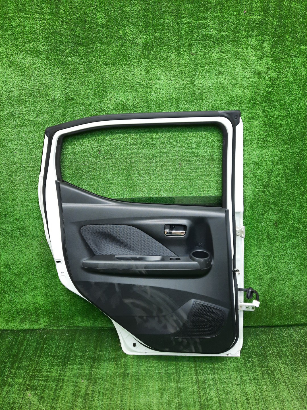 Дверь левая задняя MITSUBISHI EK X B38W 2570 2 ракурс