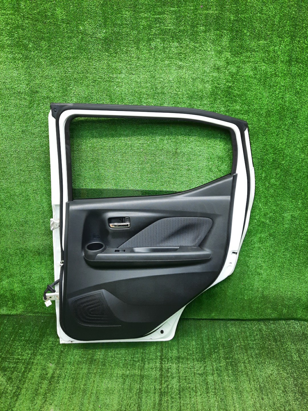 Дверь правая задняя MITSUBISHI EK X B38W 2571 3 ракурс