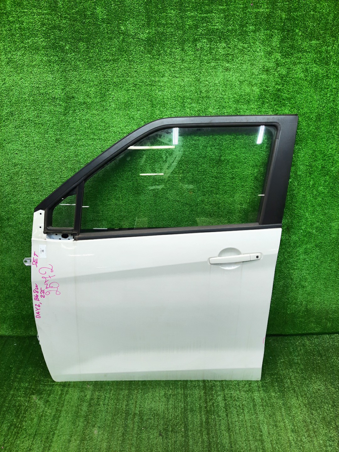 Дверь левая передняя NISSAN DAYZ B45W, B43W, B46W, B47W, B48W, B44W 2572 1 ракурс