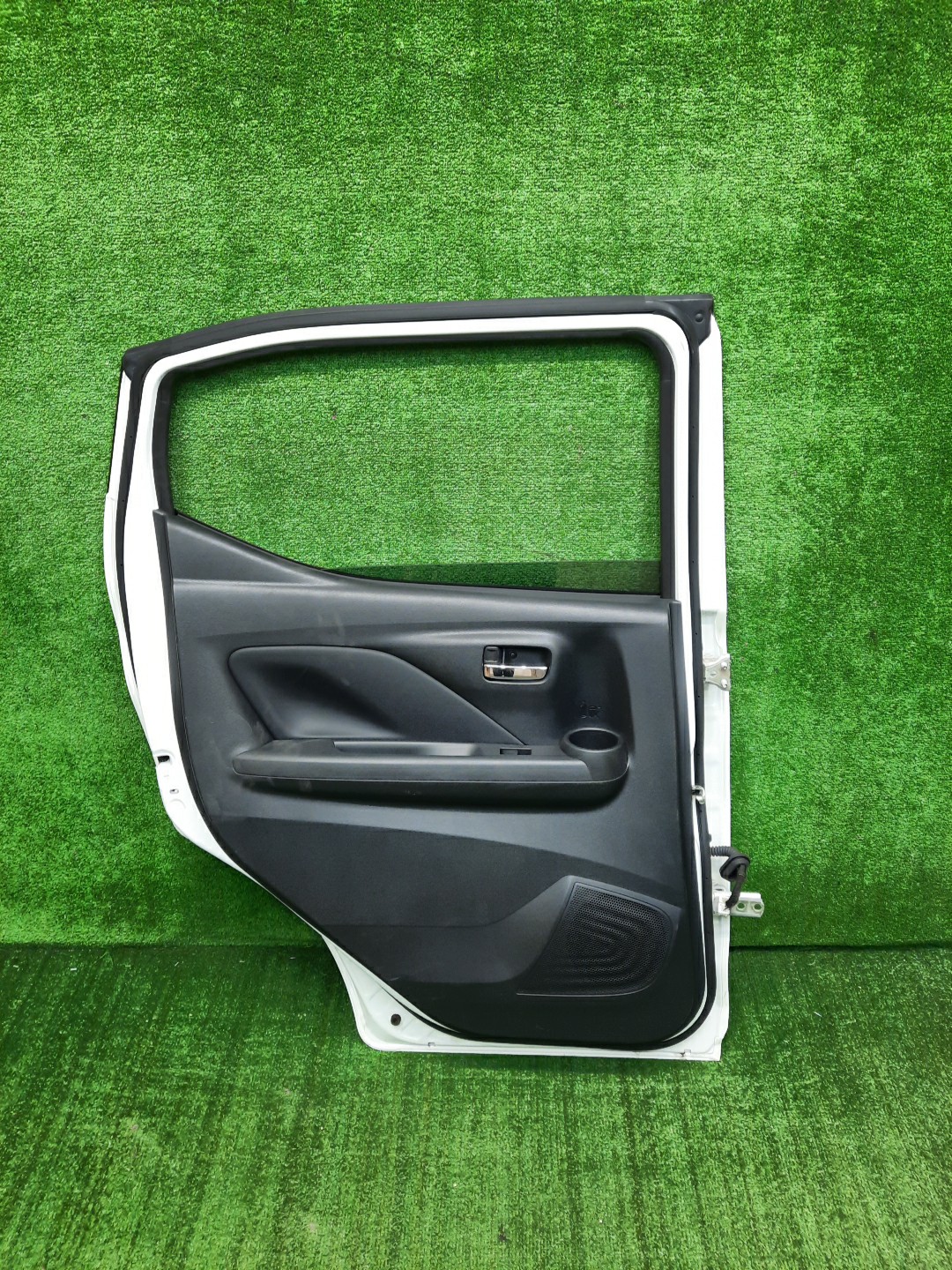 Дверь левая задняя NISSAN DAYZ B45W, B43W, B46W, B47W, B48W, B44W 2575 2 ракурс