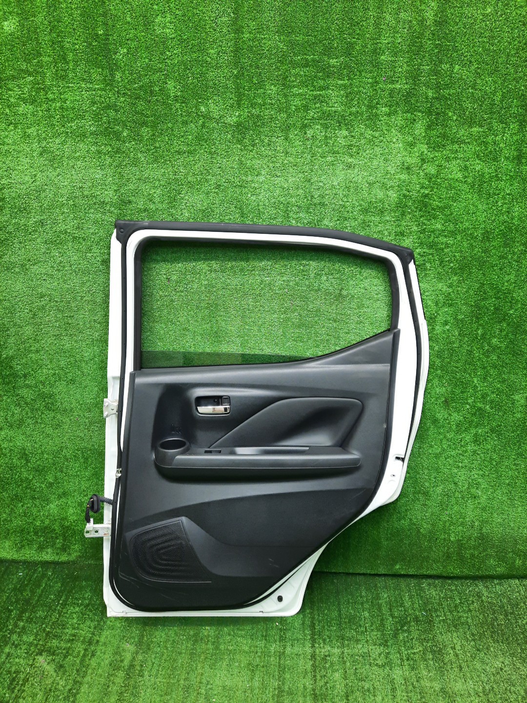 Дверь правая задняя NISSAN DAYZ B45W, B43W, B46W, B47W, B48W, B44W 2576 4 ракурс