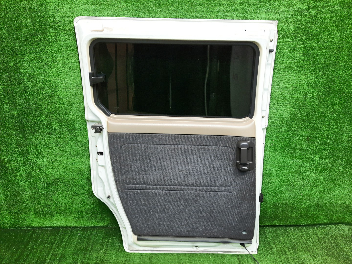 Дверь левая задняя HONDA STEPWGN RF1, RF2 2581 4 ракурс