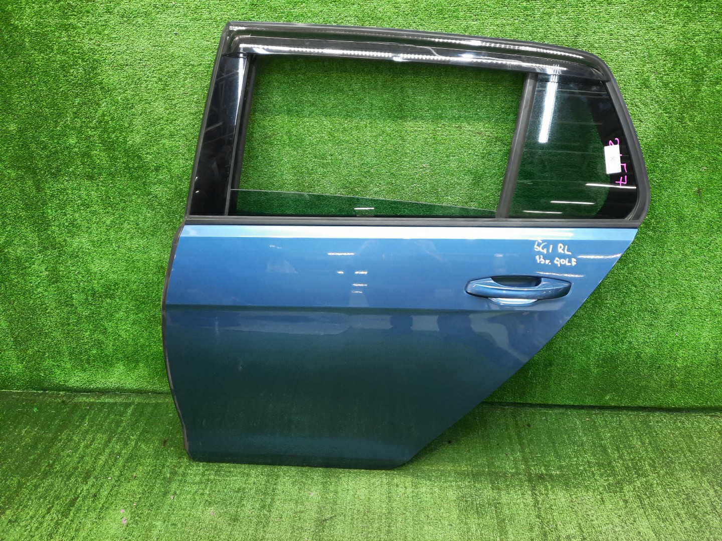 Дверь левая задняя VOLKSWAGEN GOLF MK7, 5G1 2657 1 ракурс