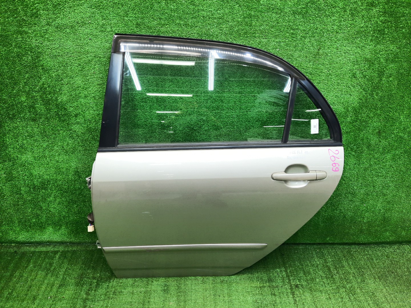 Дверь левая задняя TOYOTA COROLLA ZZE124, NZE121, NZE120, ZZE122, NZE124, CE121 2669 1 ракурс