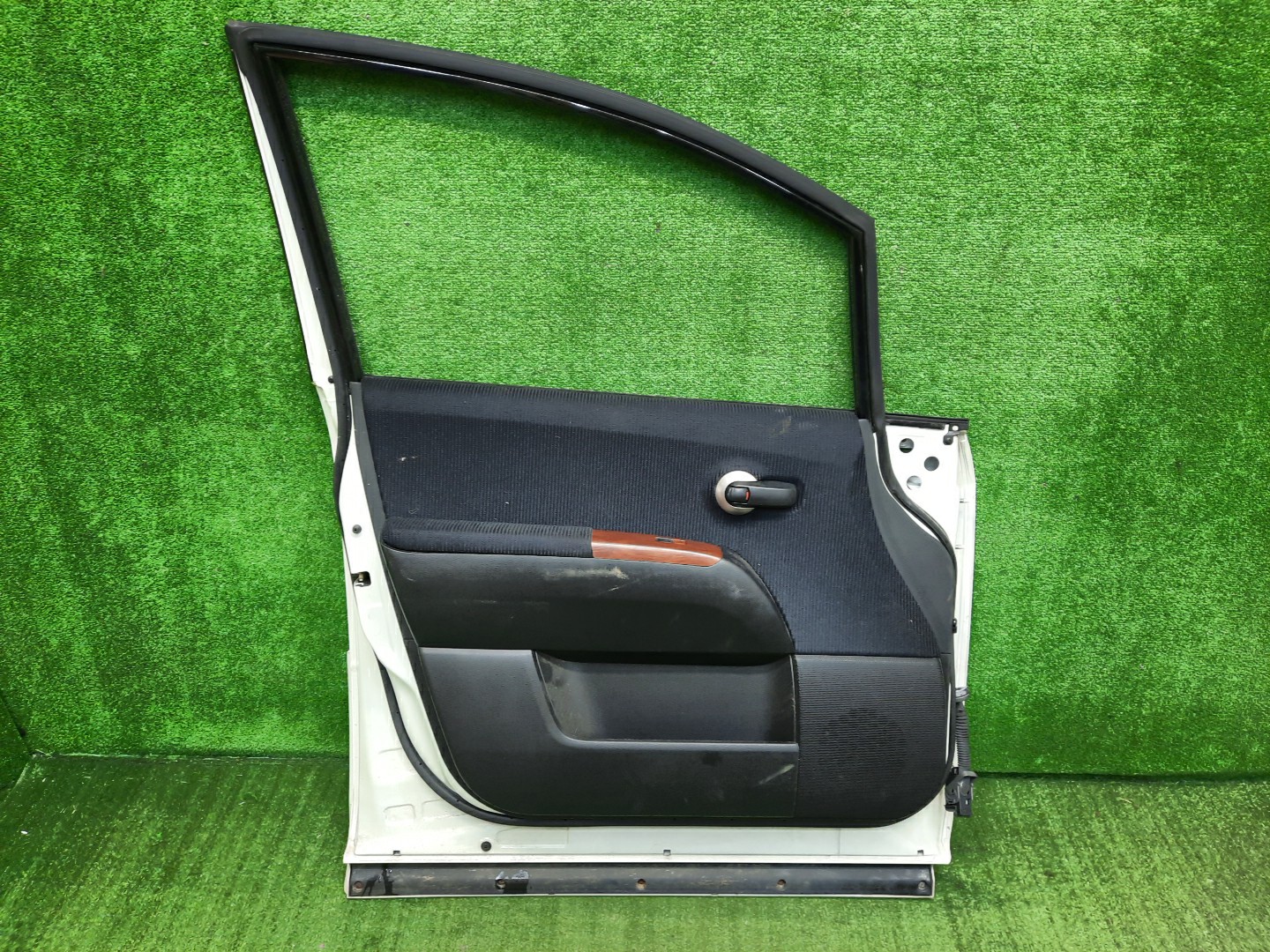 Дверь левая передняя NISSAN PRESAGE TU31, TNU31, PU31, PNU31 2726 2 ракурс