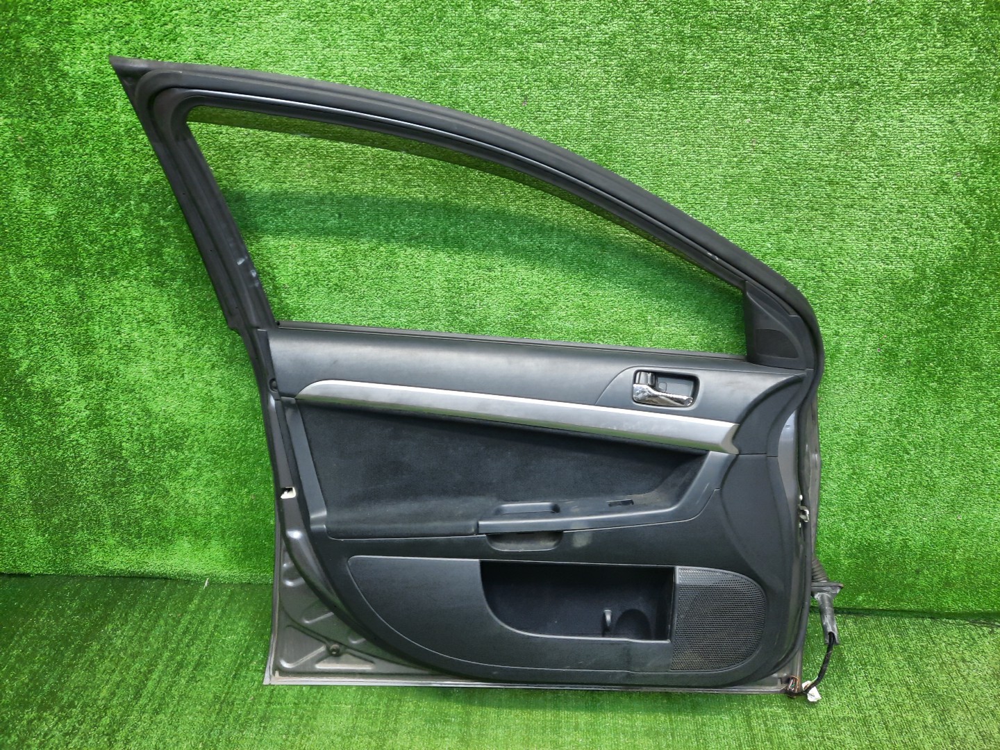 Дверь левая передняя MITSUBISHI LANCER, GALANT FORTIS CY4A, CY2A, CY3A, CY6A, CX6A, CX4A, CX3A 2776 4 ракурс