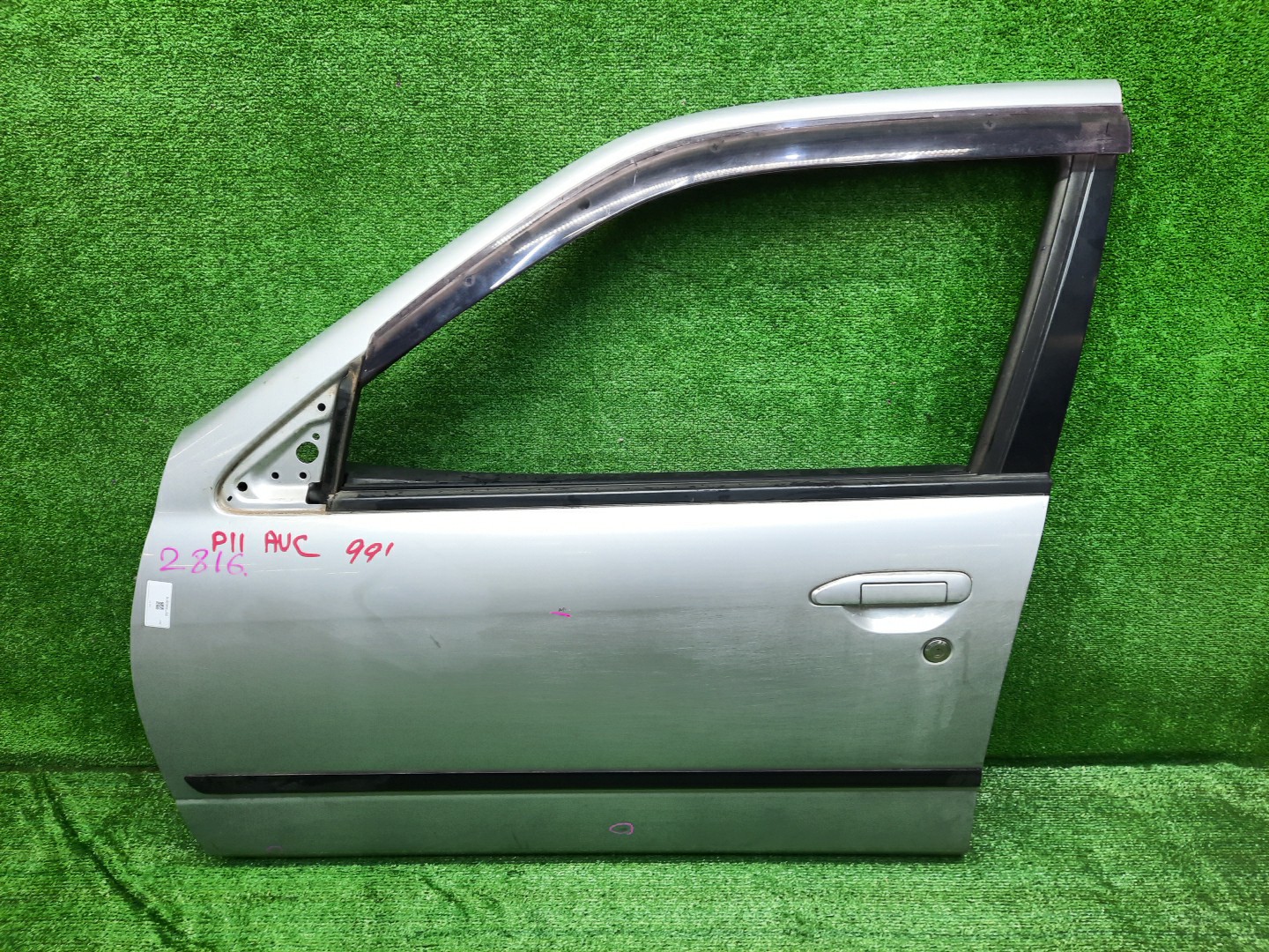 Дверь левая передняя NISSAN PRIMERA P11, WP11, QP11, HP11, HNP11, WQP11, WHP11, WHNP11 2816 1 ракурс