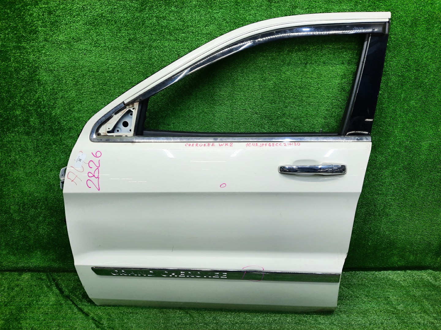 Дверь левая передняя JEEP GRAND CHEROKEE WK2 2826 1 ракурс