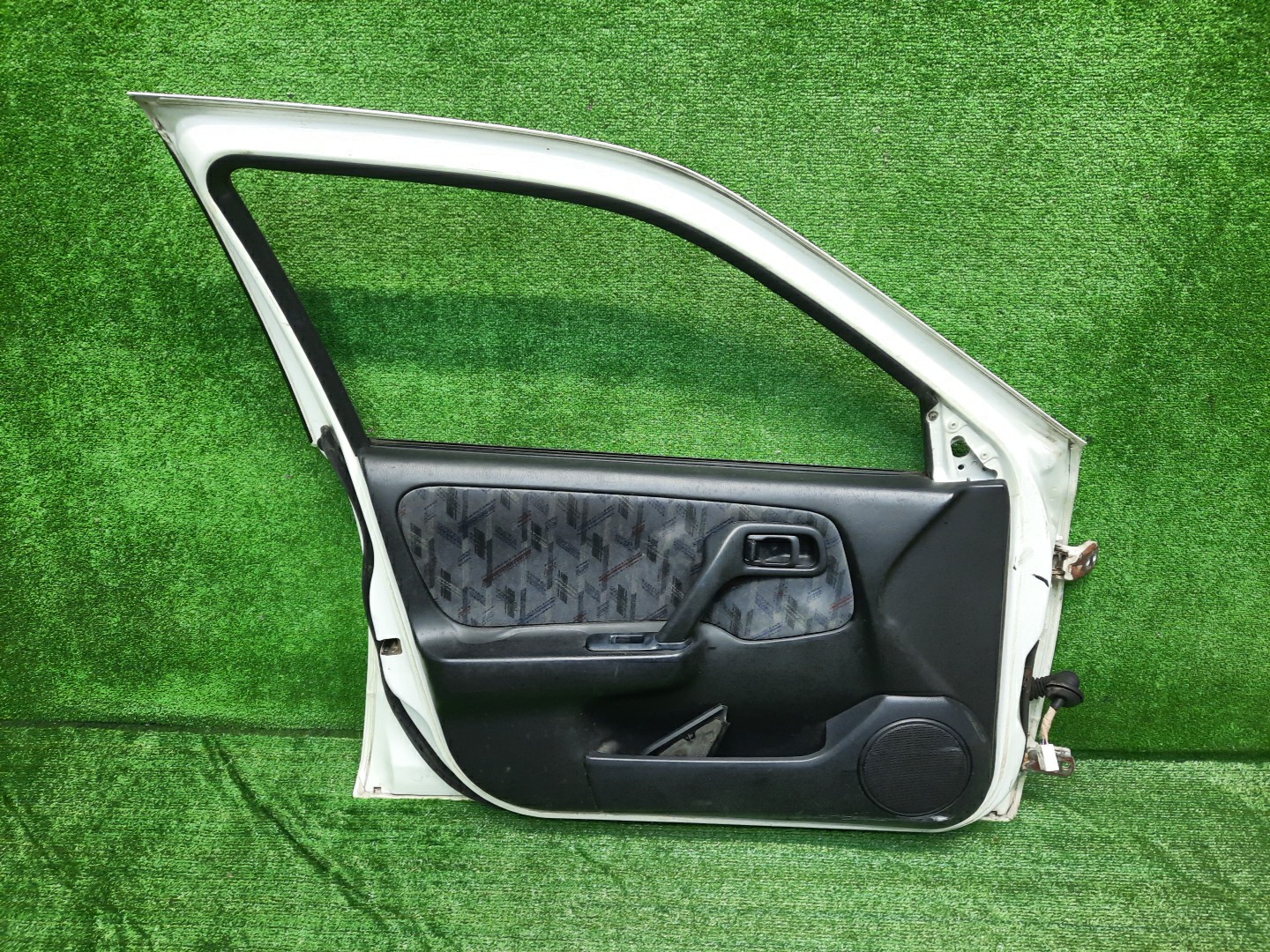 Дверь левая передняя NISSAN PRIMERA P11, WP11, QP11, HP11, HNP11, WQP11, WHP11, WHNP11 2842 3 ракурс