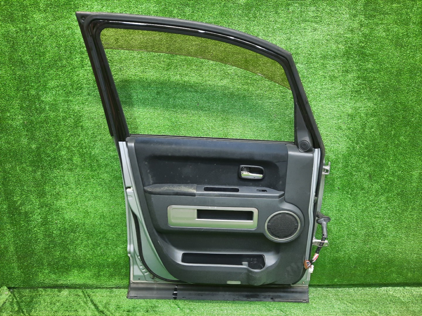 Дверь левая передняя MITSUBISHI DELICA D5 CV1W, CV2W, CV4W, CV5W 2849 4 ракурс
