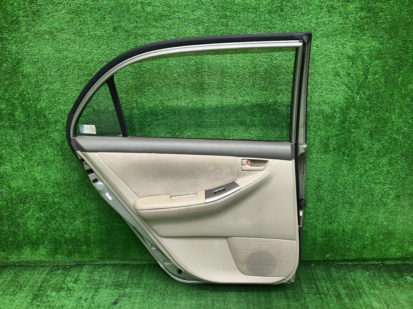 Дверь левая задняя TOYOTA COROLLA ZZE124, NZE121, NZE120, ZZE122, NZE124, CE121 2898 3 ракурс