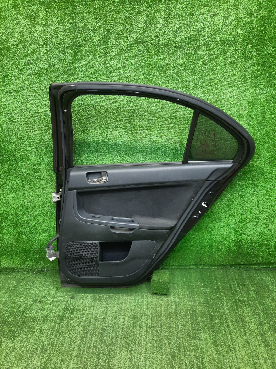 Дверь правая задняя MITSUBISHI LANCER, GALANT FORTIS CY4A, CY2A, CY3A, CY6A, CX6A, CX4A, CX3A 2989 3 ракурс