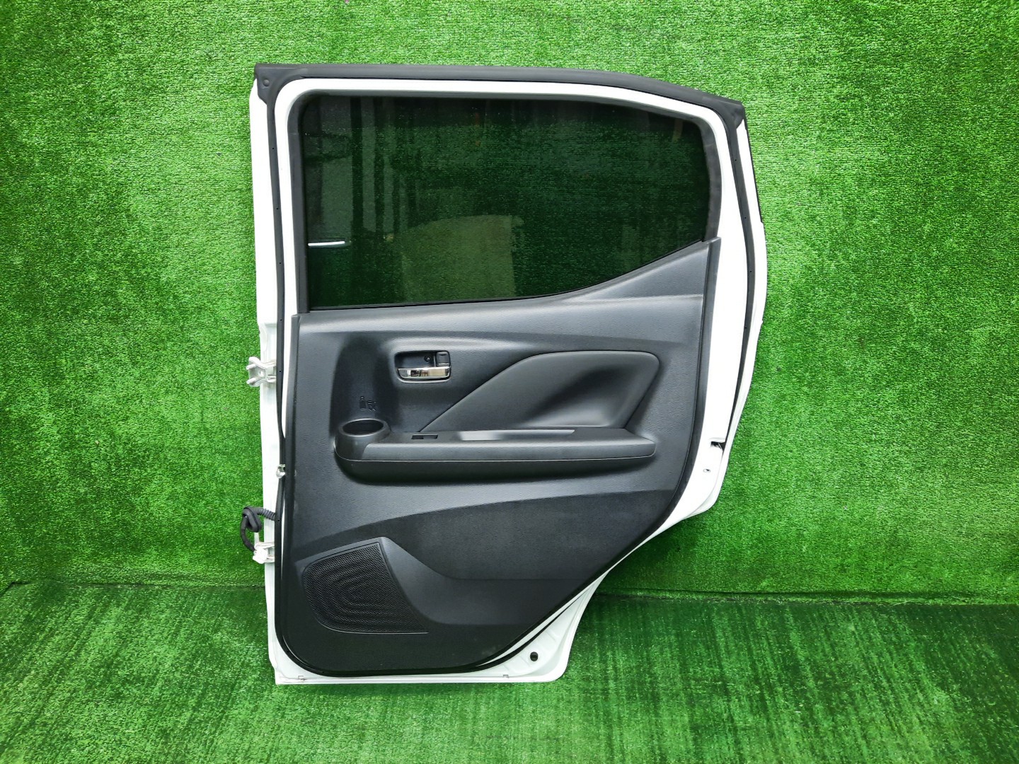 Дверь правая задняя NISSAN DAYZ B45W, B43W, B46W, B47W, B48W, B44W 3071 2 ракурс