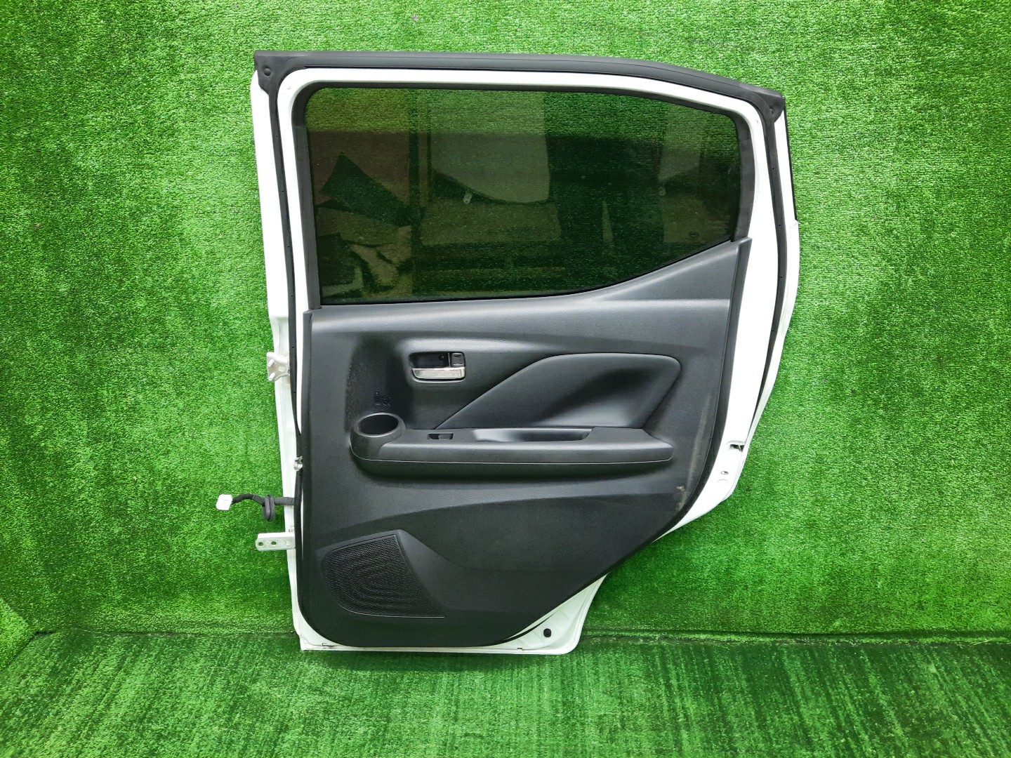 Дверь правая задняя NISSAN DAYZ B45W, B43W, B46W, B47W, B48W, B44W 3075 2 ракурс