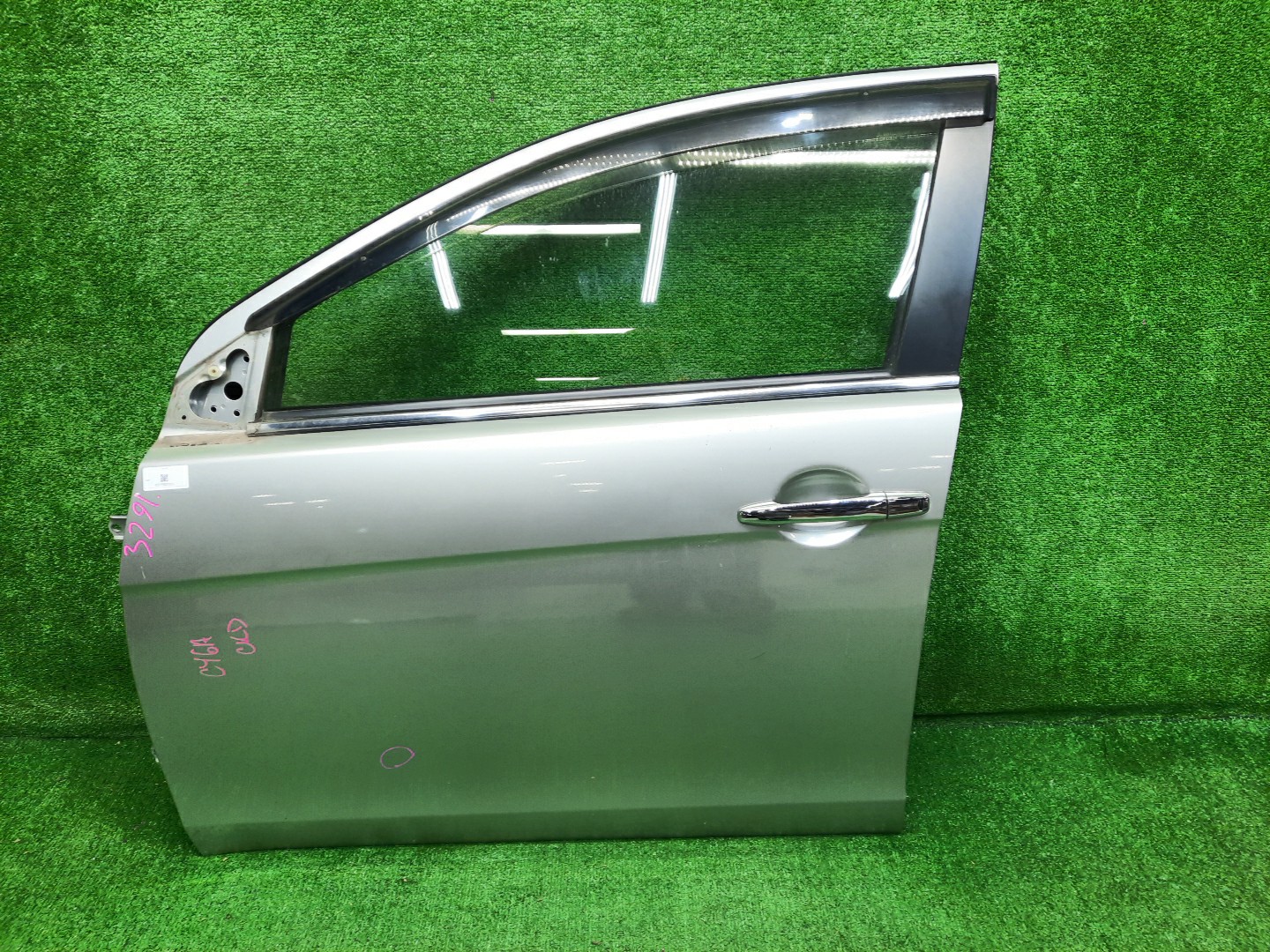 Дверь левая передняя MITSUBISHI LANCER, GALANT FORTIS CY4A, CY2A, CY3A, CY6A, CX6A, CX4A, CX3A 3291 1 ракурс
