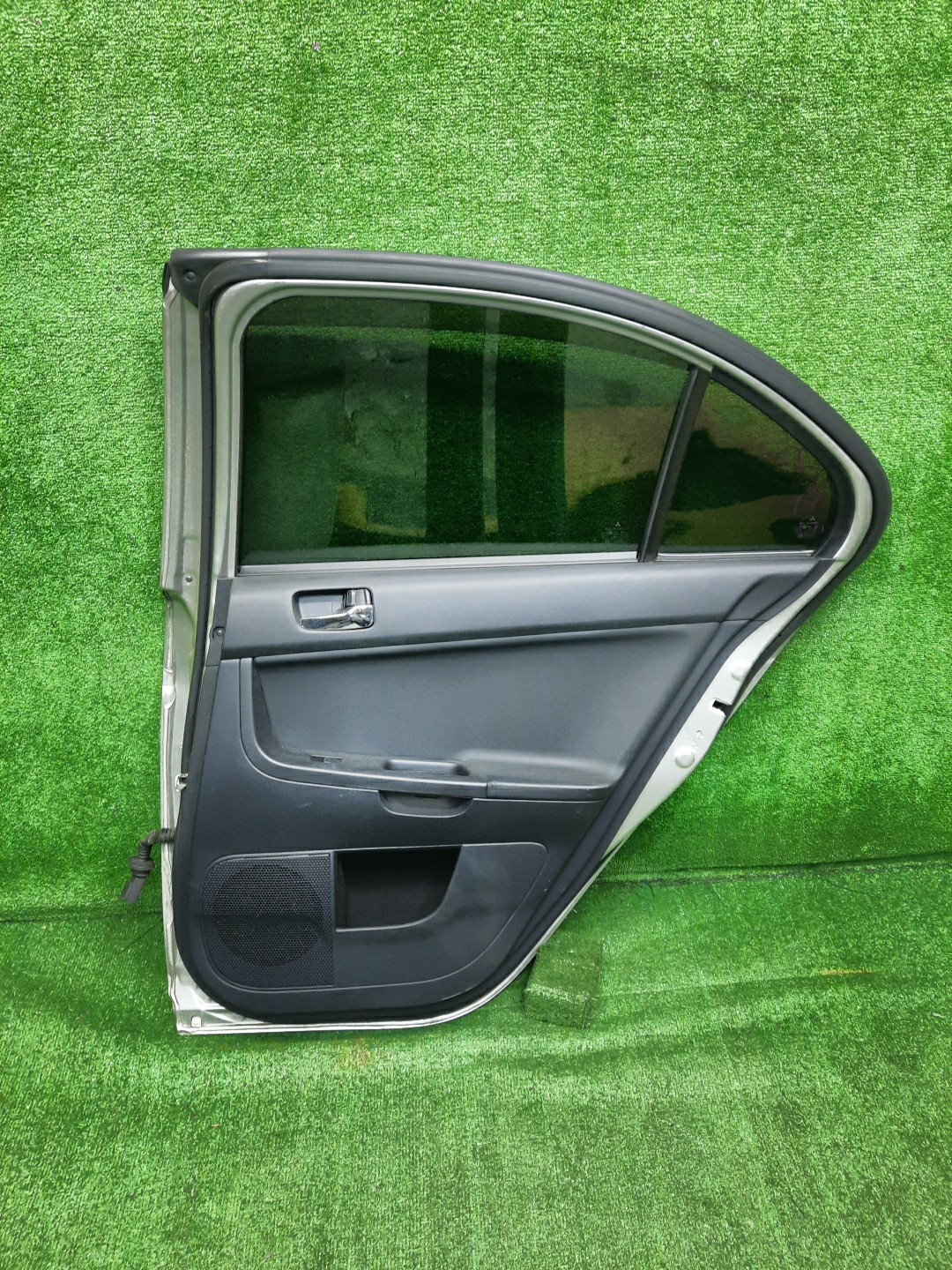 Дверь правая задняя MITSUBISHI LANCER, GALANT FORTIS CY4A, CY2A, CY3A, CY6A, CX6A, CX4A, CX3A 3333 5 ракурс