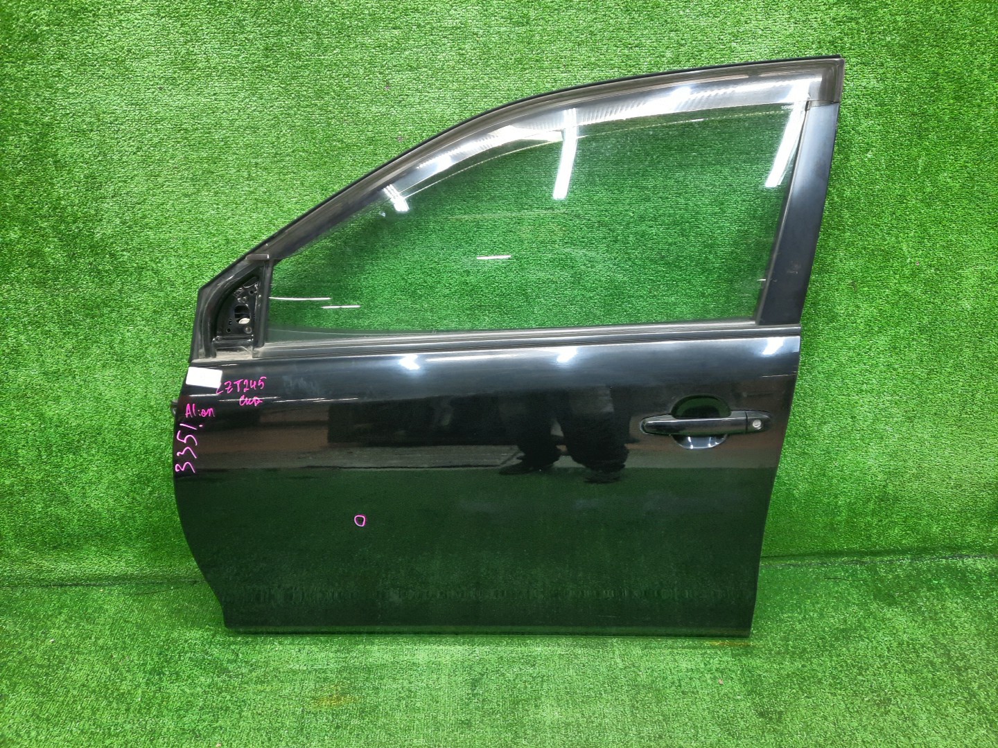 Дверь левая передняя TOYOTA ALLION ZZT240, NZT240, AZT240, ZZT245 3351 1 ракурс