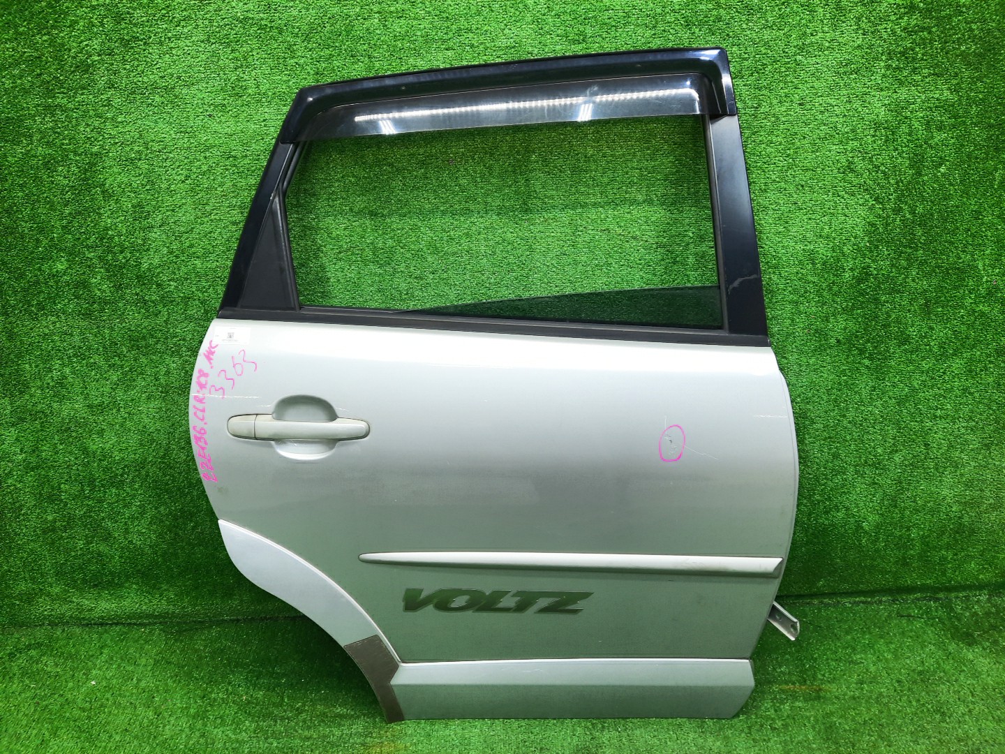 Дверь правая задняя TOYOTA VOLTZ ZZE136, ZZE137, ZZE138, ZZE136, ZZE137, ZZE138 3363 1 ракурс
