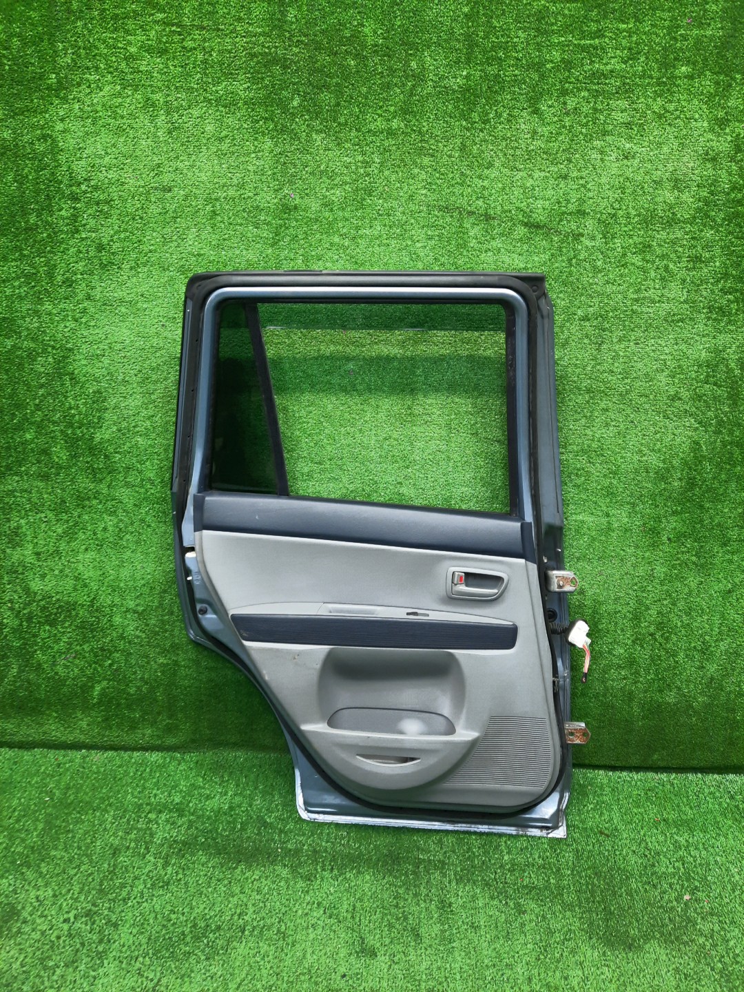 Дверь левая задняя MAZDA DEMIO DY3W, DY5W, DY3R 3573 2 ракурс