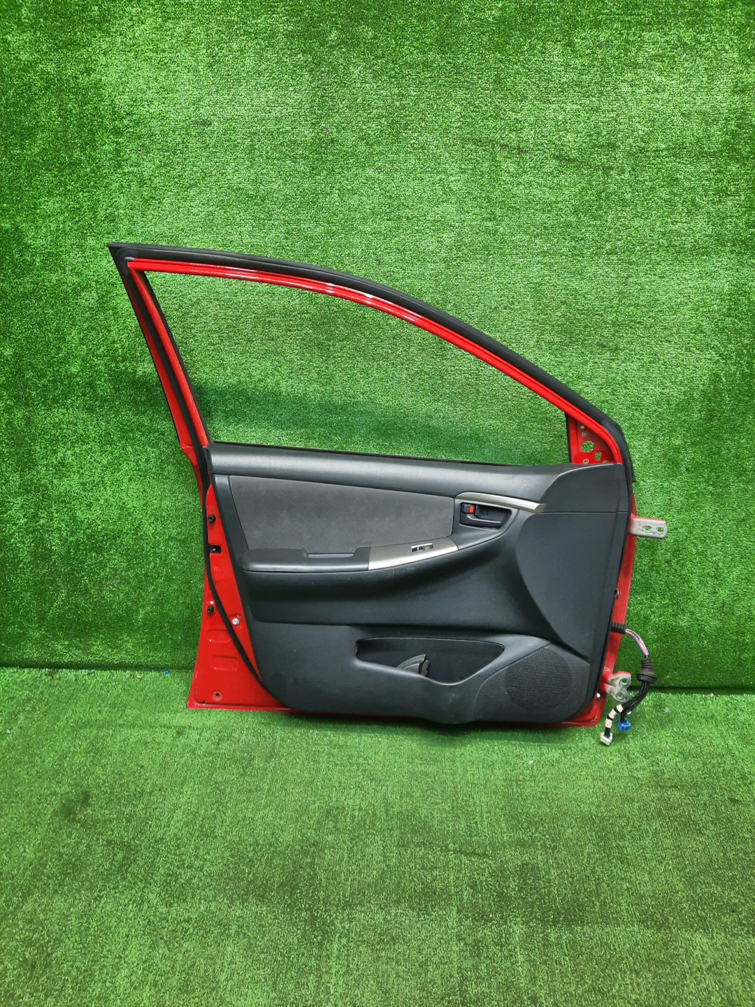 Дверь левая передняя TOYOTA COROLLA, COROLLA FIELDER, ALLEX, COROLLA RUNX ZZE124, NZE121, NZE120, ZZE122, NZE124, CE121, NZE121G, ZZE123G, ZZE124G, ZZE122G, NZE124G, ZZE123 3667 4 ракурс
