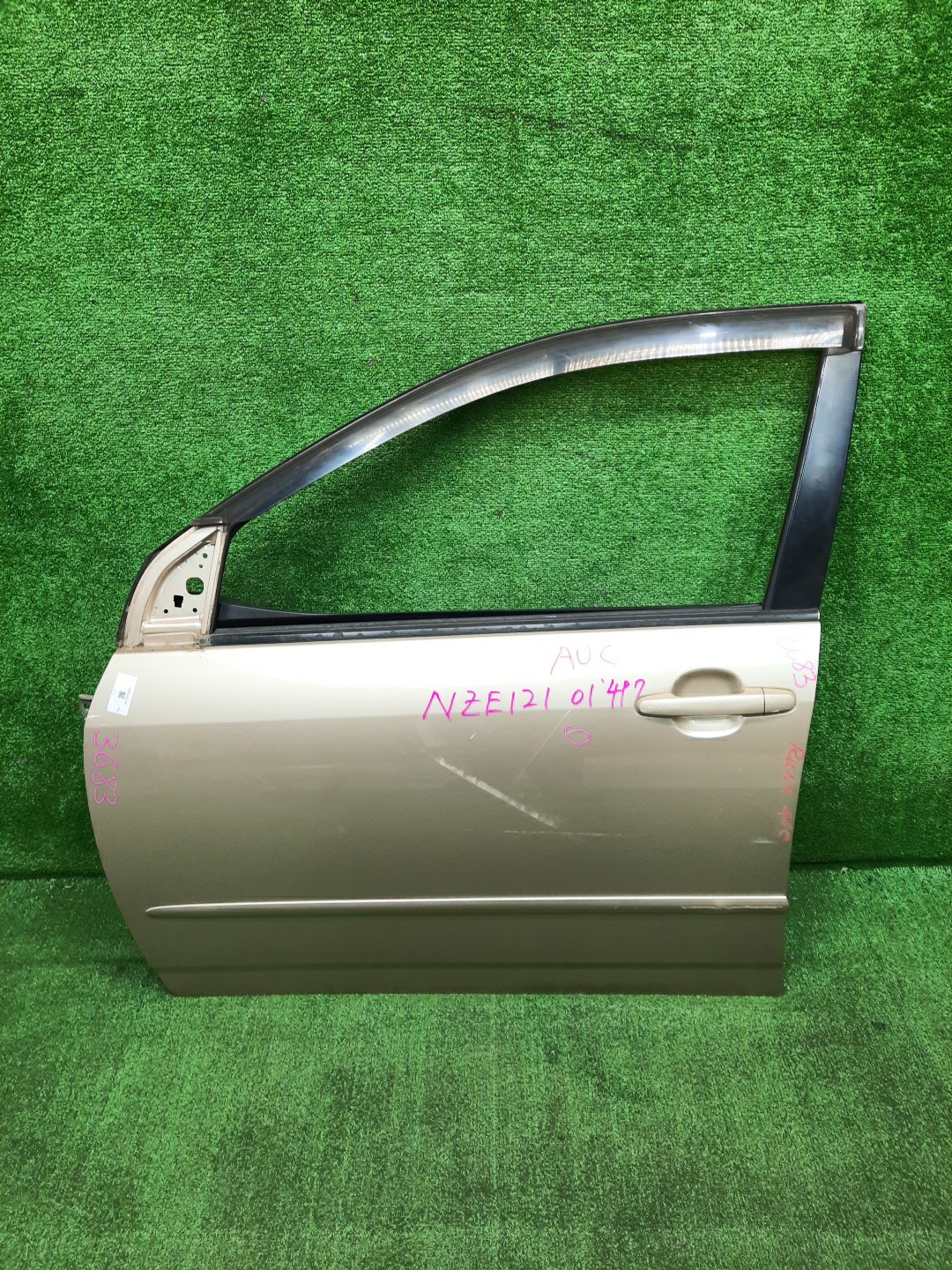 Дверь левая передняя TOYOTA COROLLA, COROLLA FIELDER, ALLEX, COROLLA RUNX ZZE124, NZE121, NZE120, ZZE122, NZE124, CE121, NZE121G, ZZE123G, ZZE124G, ZZE122G, NZE124G, ZZE123 3683 1 ракурс