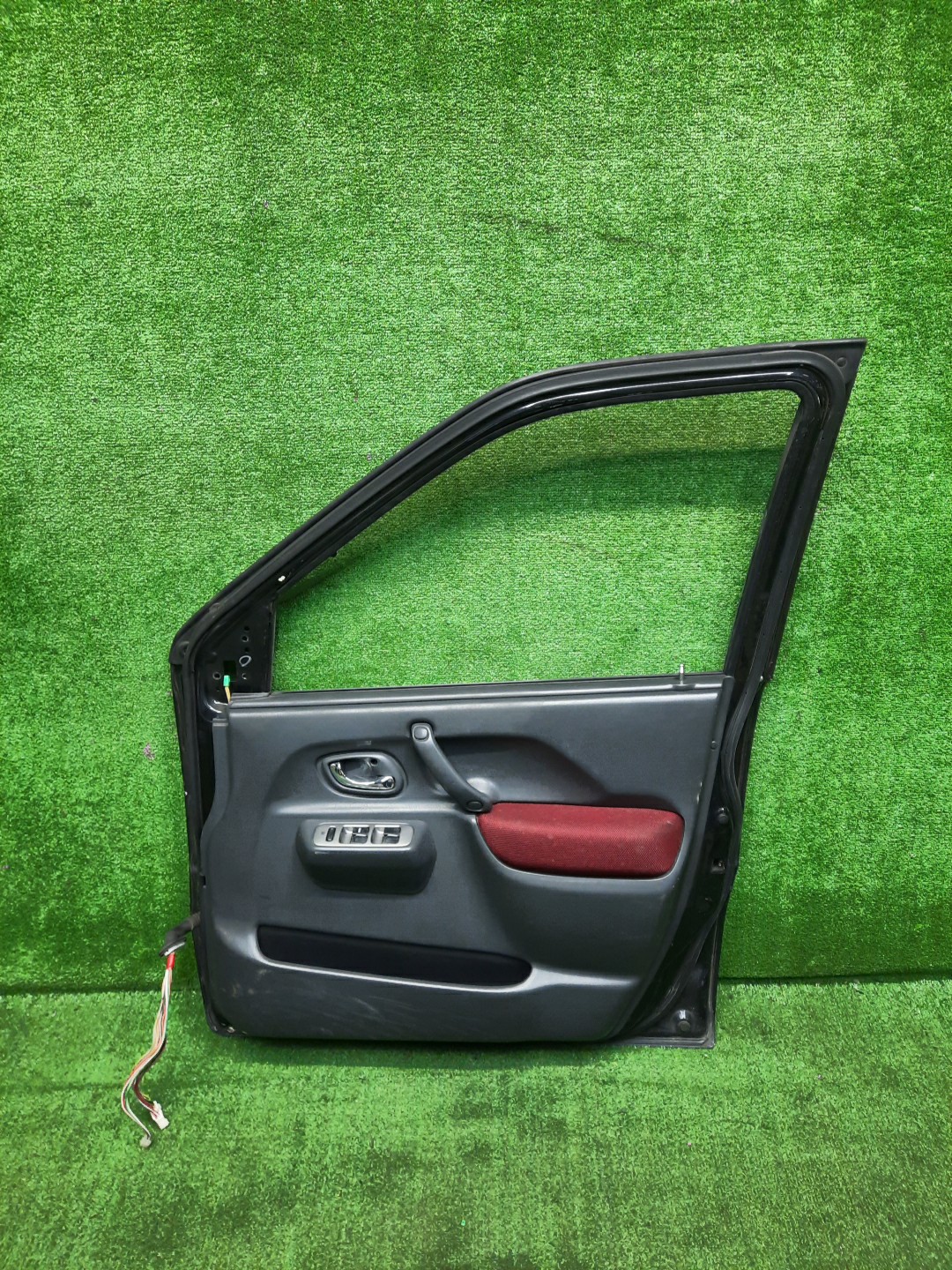 Дверь правая передняя CHEVROLET CRUZE HR82S 3742 4 ракурс