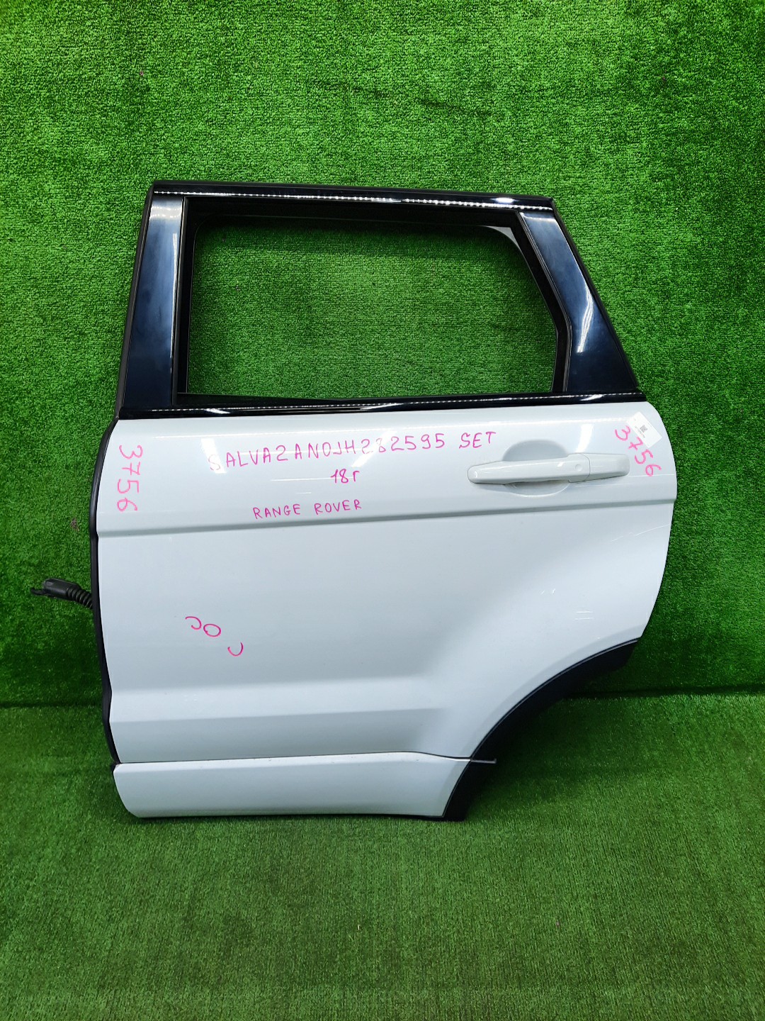 Дверь левая задняя LAND ROVER RANGE ROVER EVOQUE L538 3756 1 ракурс