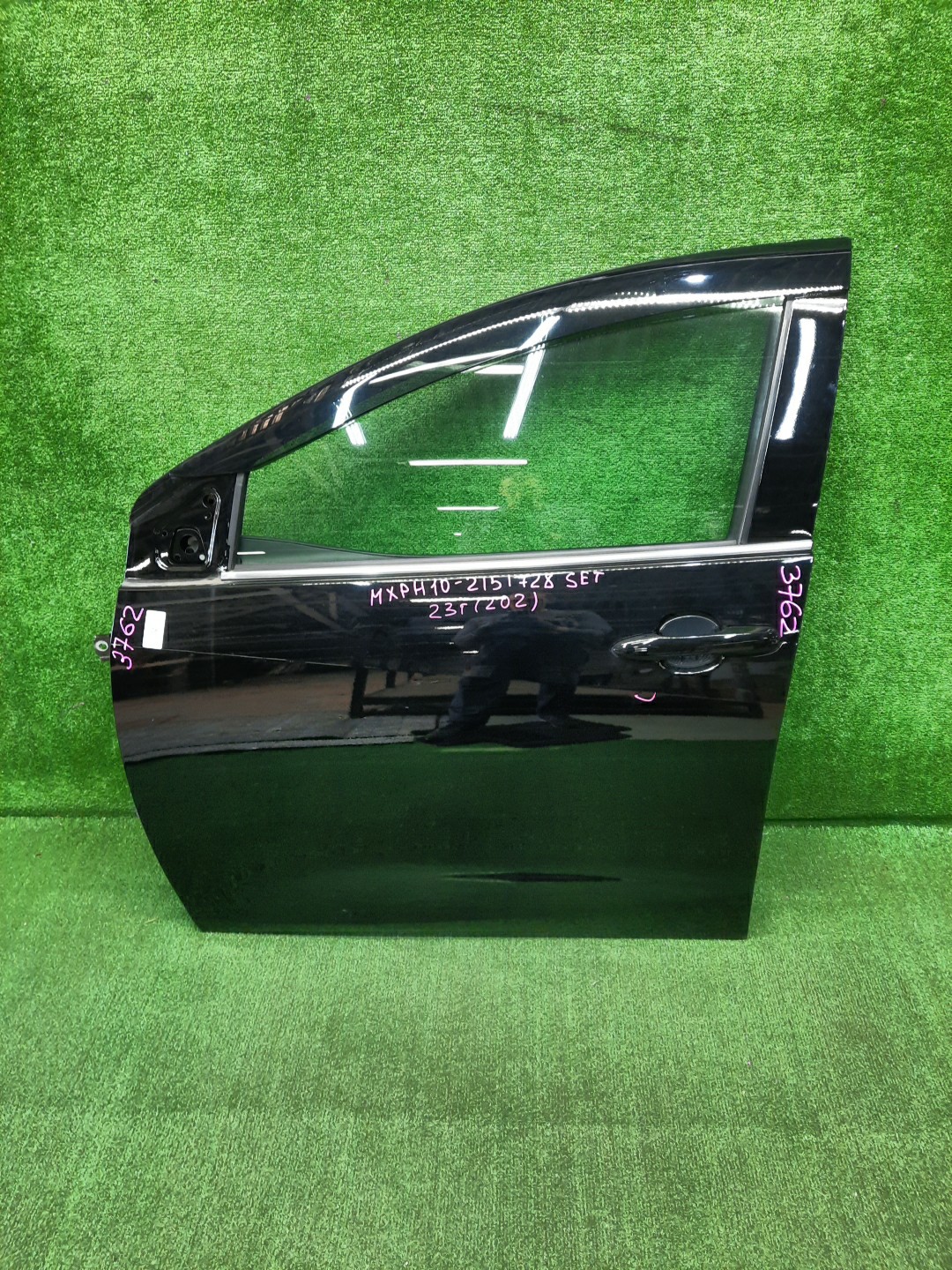 Дверь левая передняя TOYOTA YARIS MXPH10, MXPH15, KSP210, MXPA10, MXPA15 3762 1 ракурс