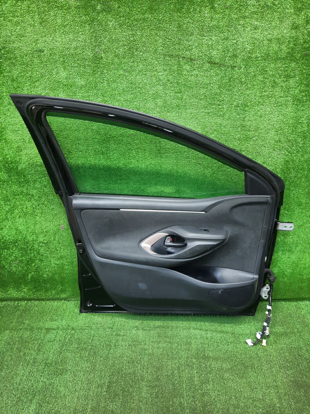 Дверь левая передняя TOYOTA YARIS MXPH10, MXPH15, KSP210, MXPA10, MXPA15 3762 3 ракурс